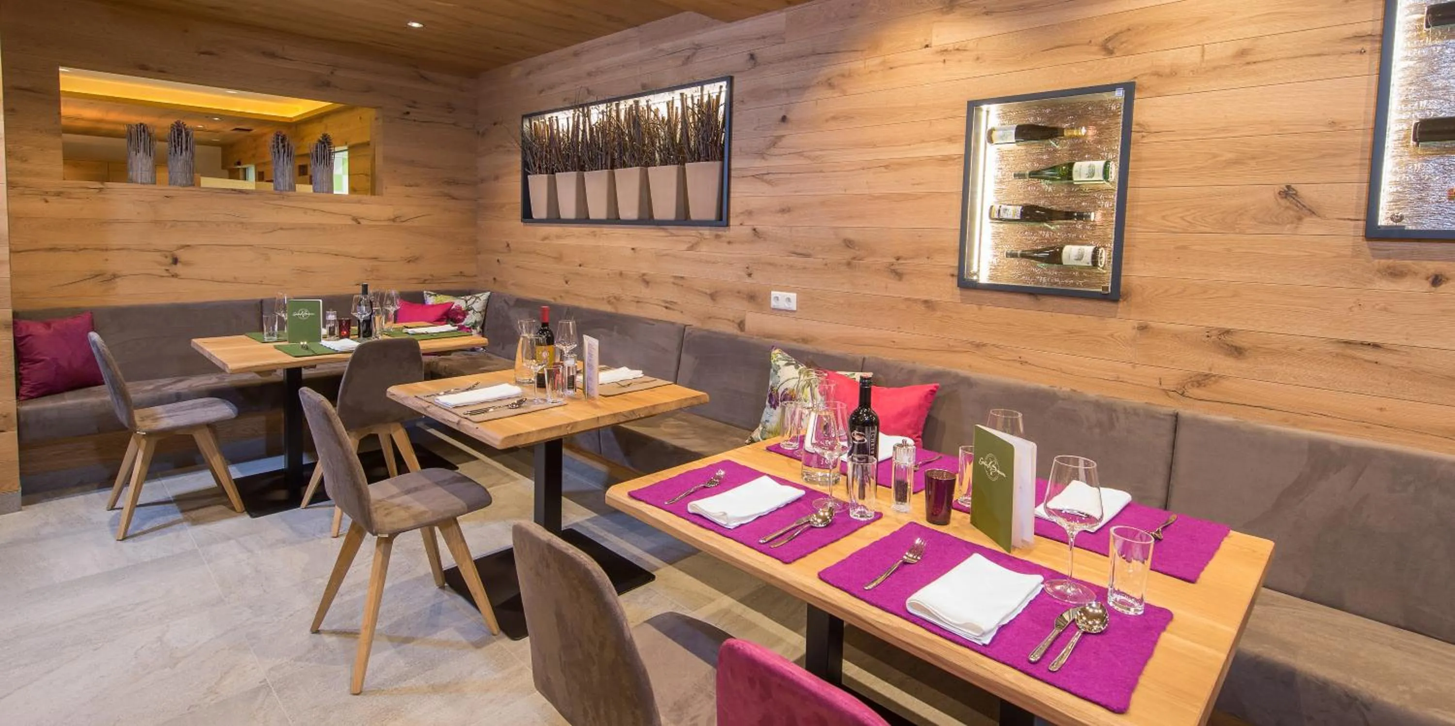 Buffet breakfast in Hotel Grüner Baum