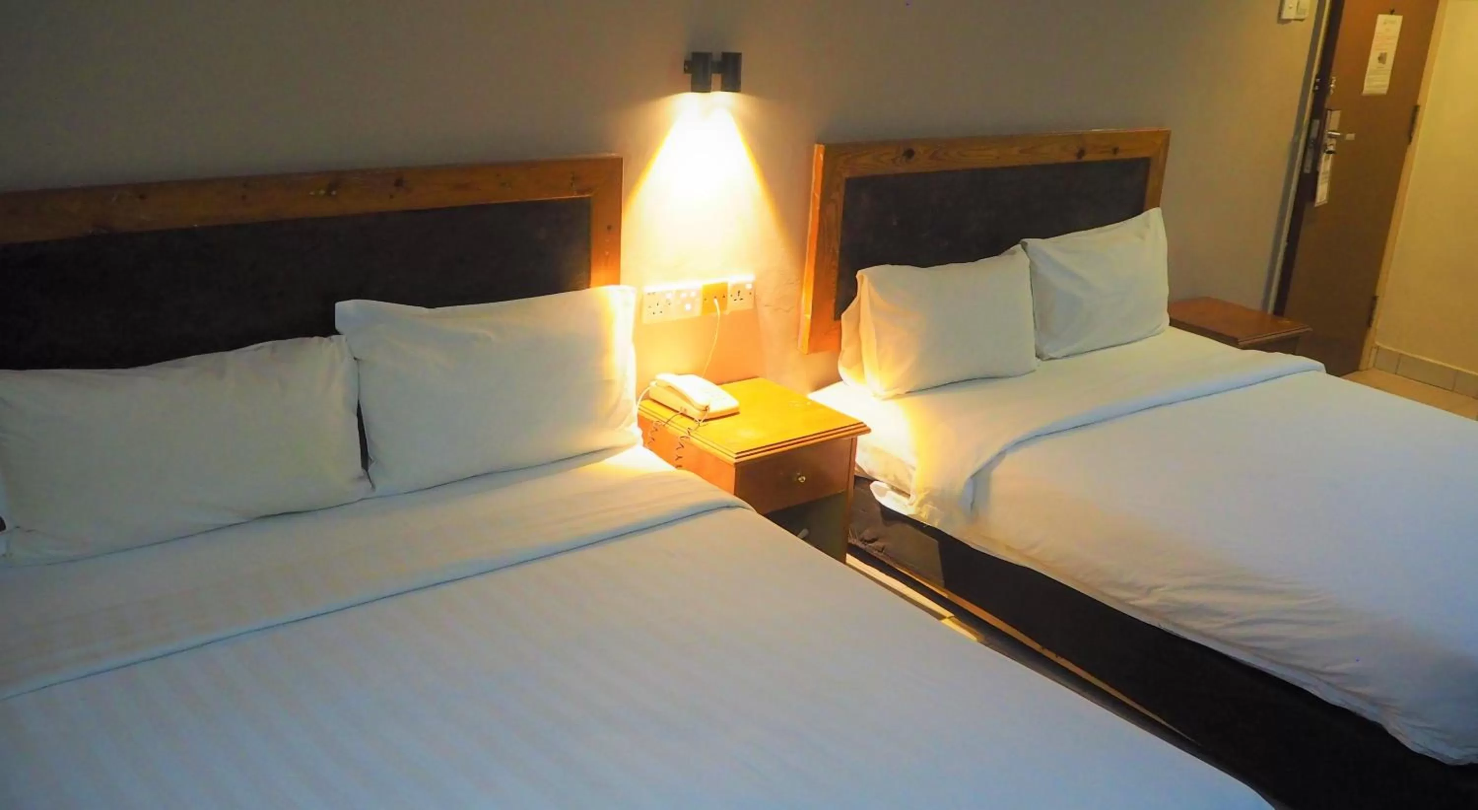 Bed in Leo Palace Hotel Classic Wing, WTC Kuala Lumpur