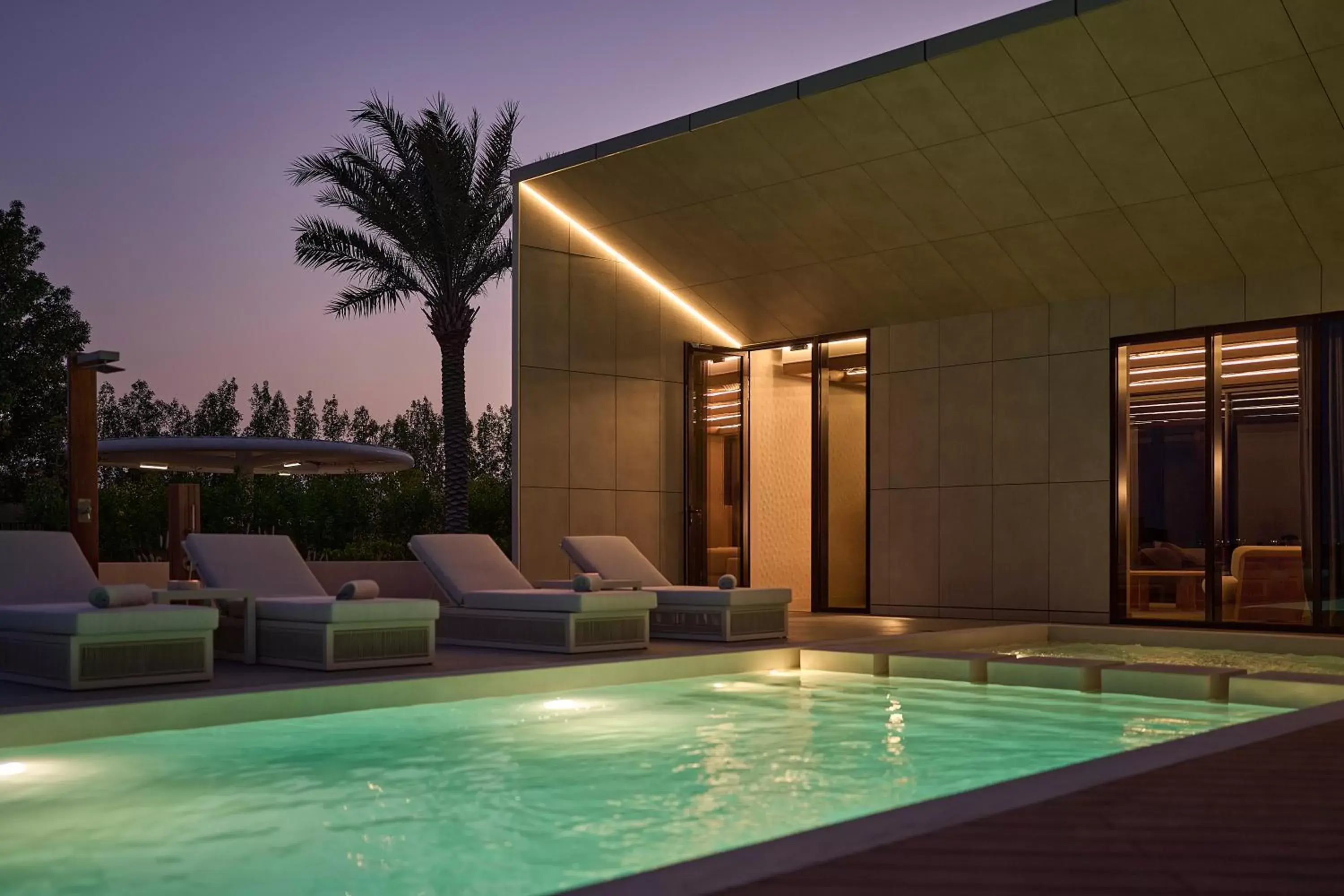 Swimming pool in ERTH Abu Dhabi Hotel Swimming pool in ERTH Abu Dhabi Hotel