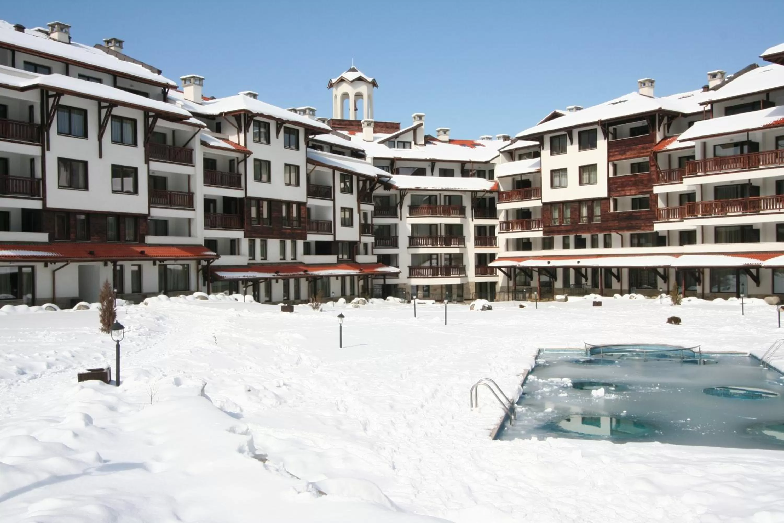 Facade/entrance in Bansko Royal Towers Hotel