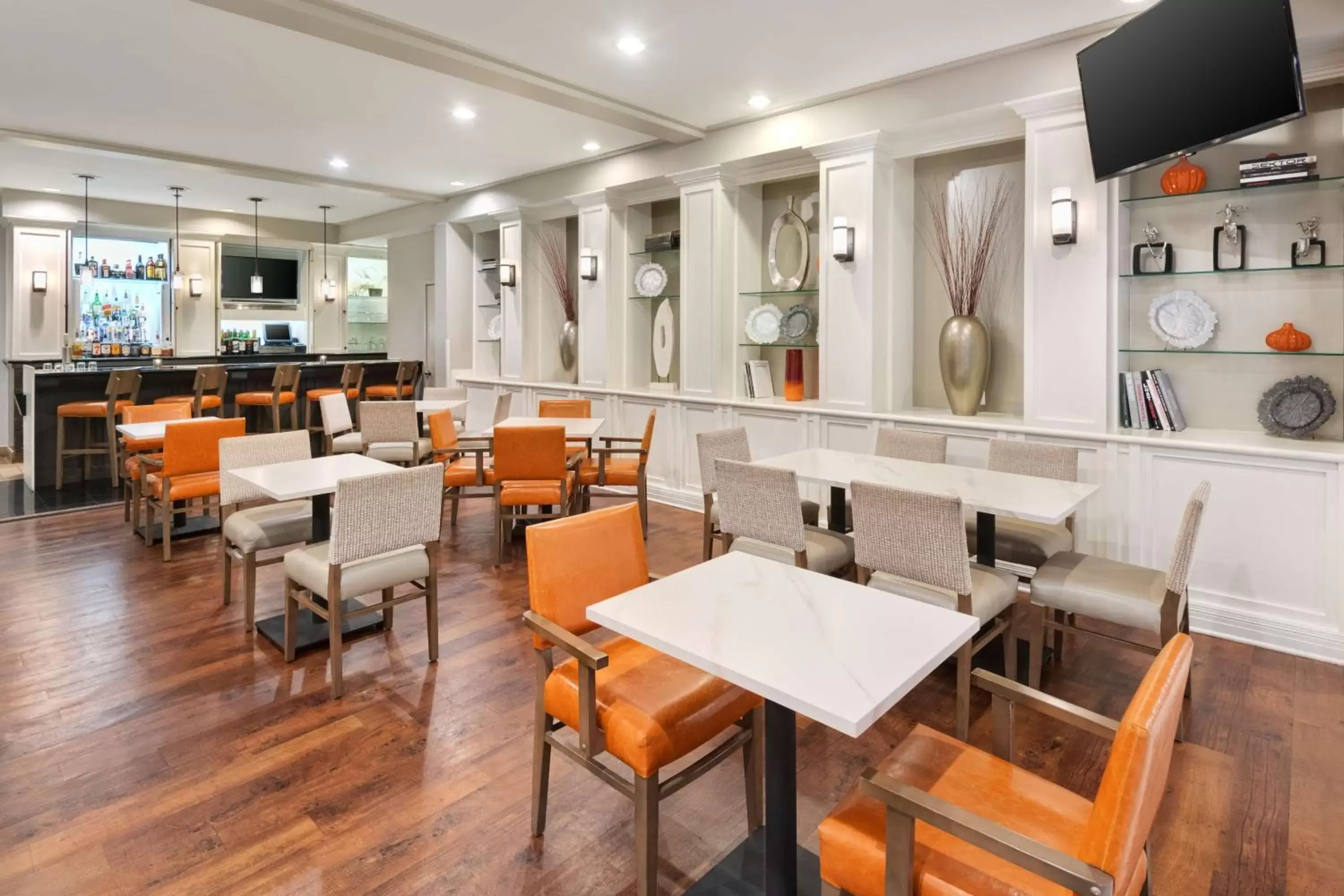 Lounge or bar, Restaurant/Places to Eat in Radisson Hotel Nashville Airport