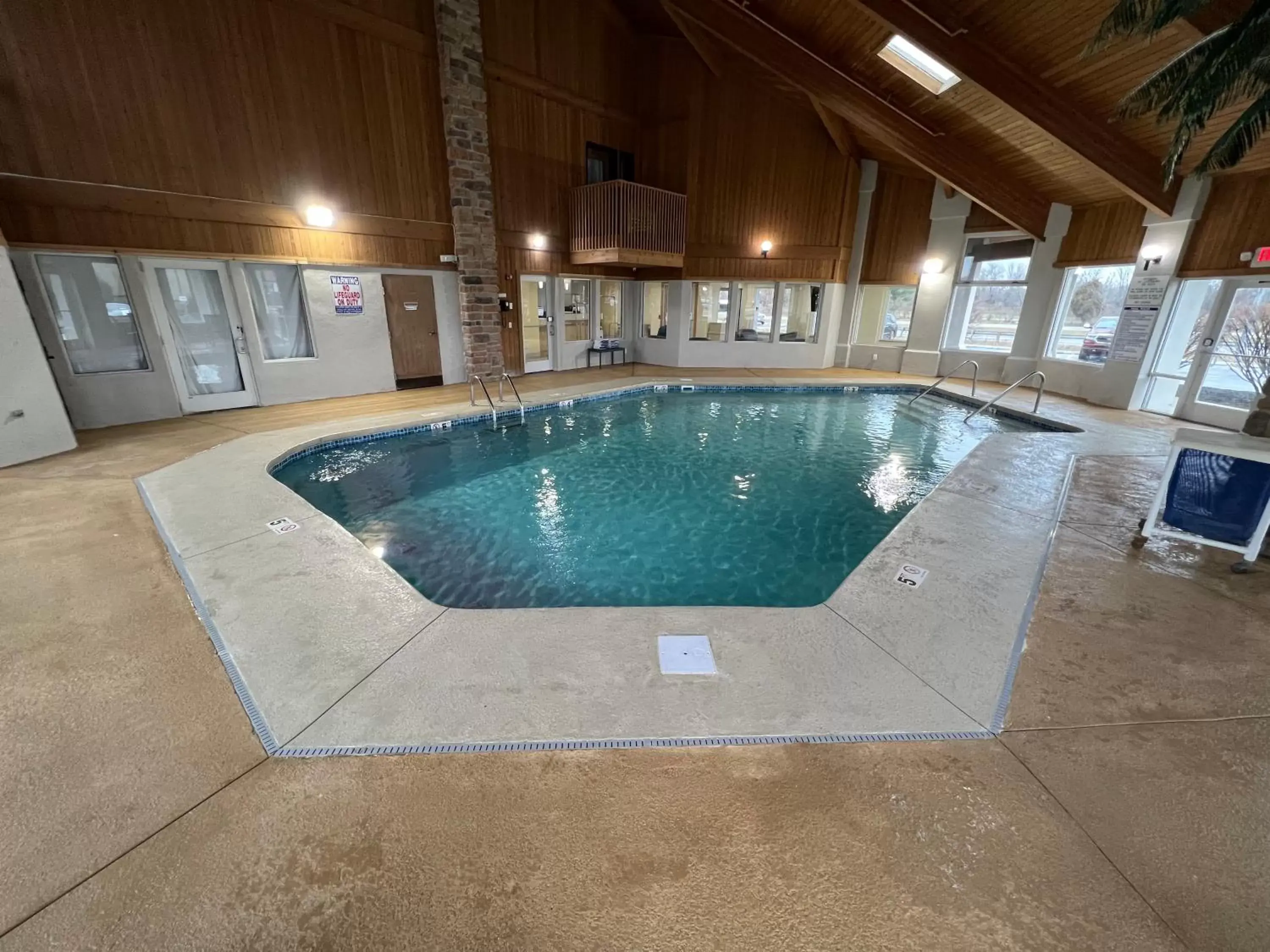 Swimming Pool in Days Inn by Wyndham Batavia Ohio