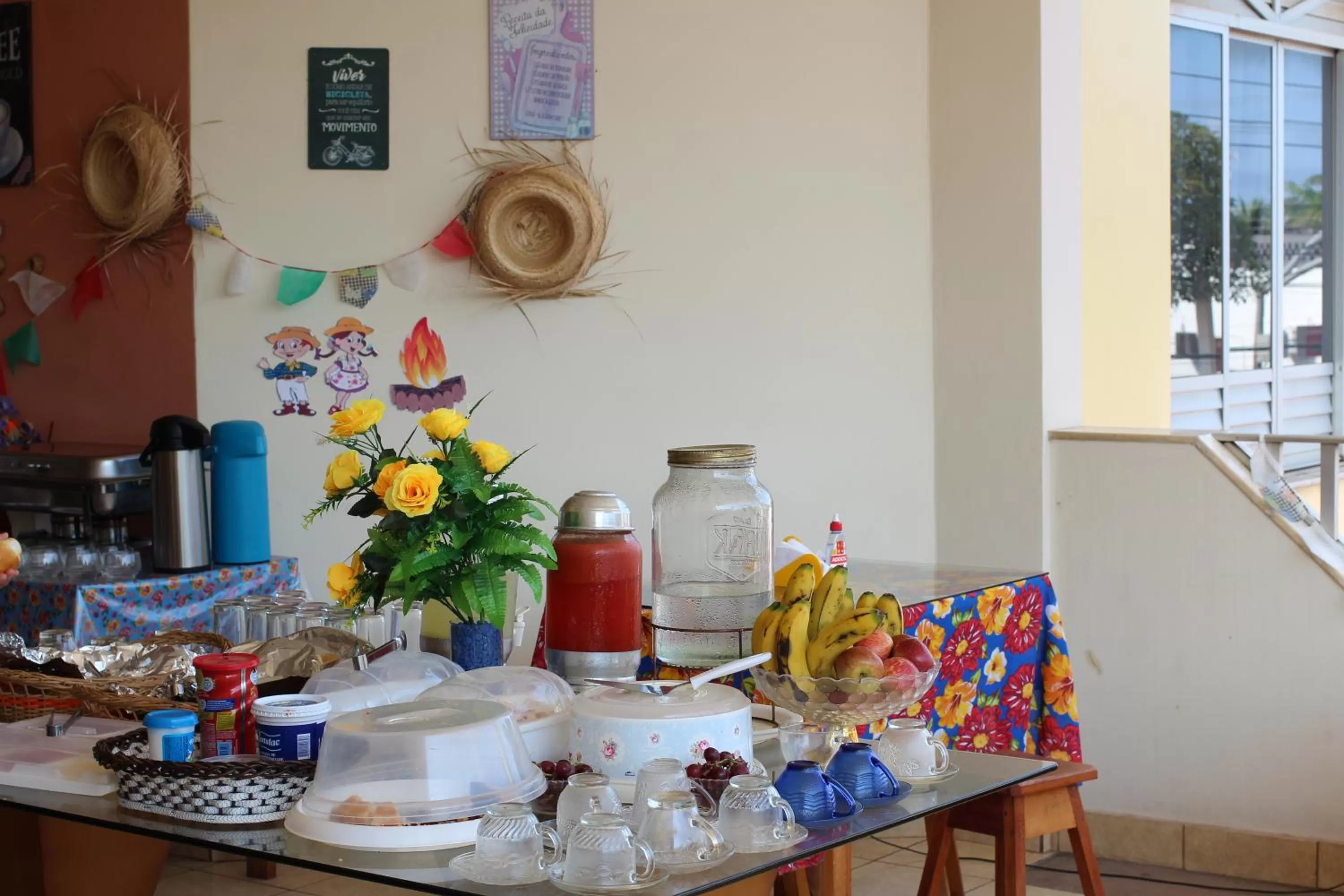 Food and drinks in Pousada Casa do Ivo Santarém