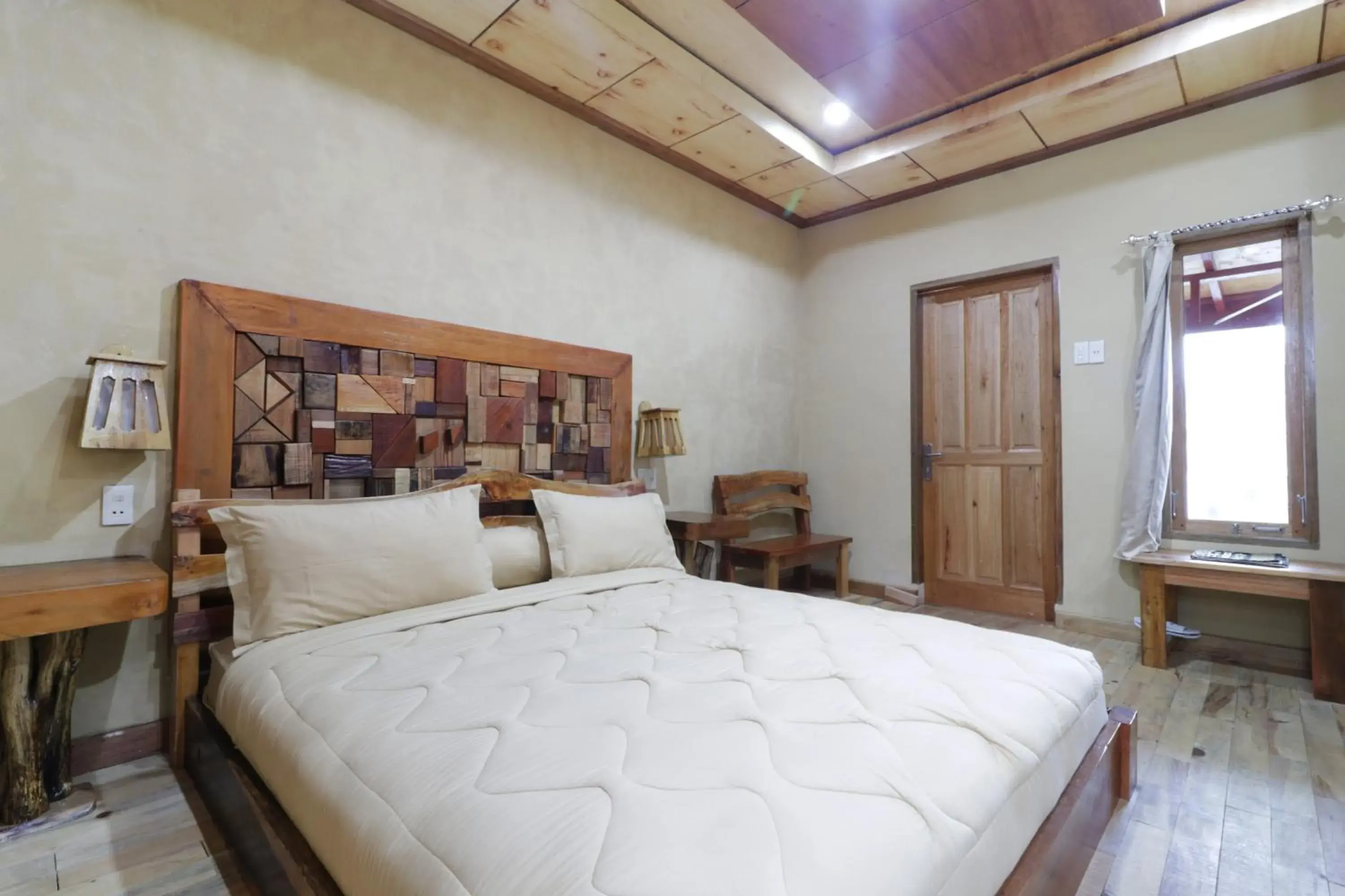 Bedroom, Bed in Alloyna Country Cottage Brastagi Bedroom, Bed in Alloyna Country Cottage Brastagi