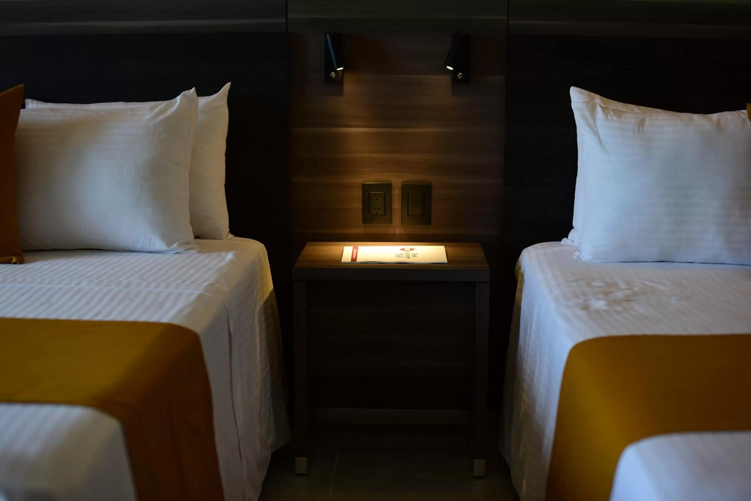 Guests, Bed in Best Western Plus Riviera Veracruz