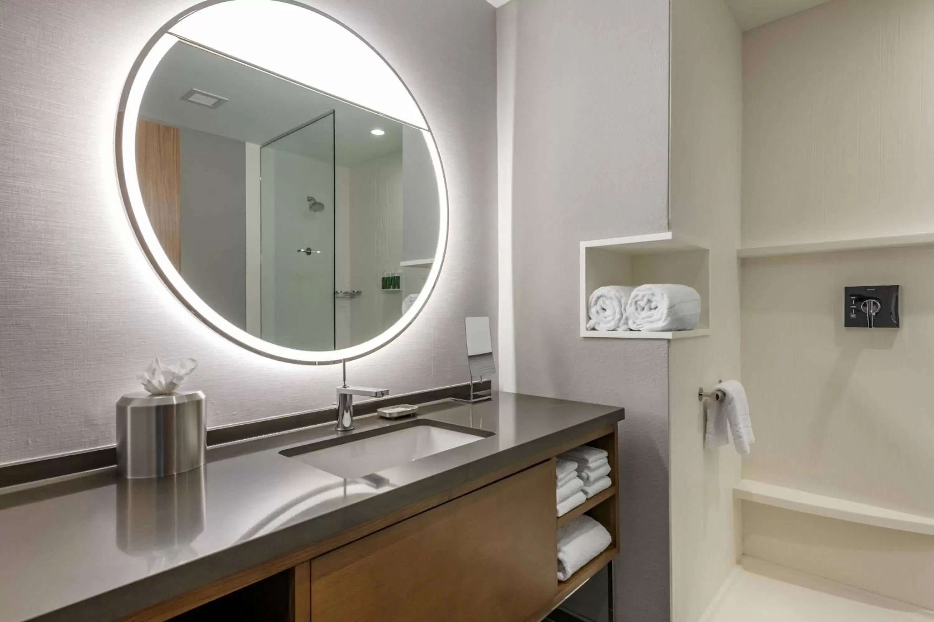 Bathroom in Courtyard by Marriott Fort Lauderdale Downtown