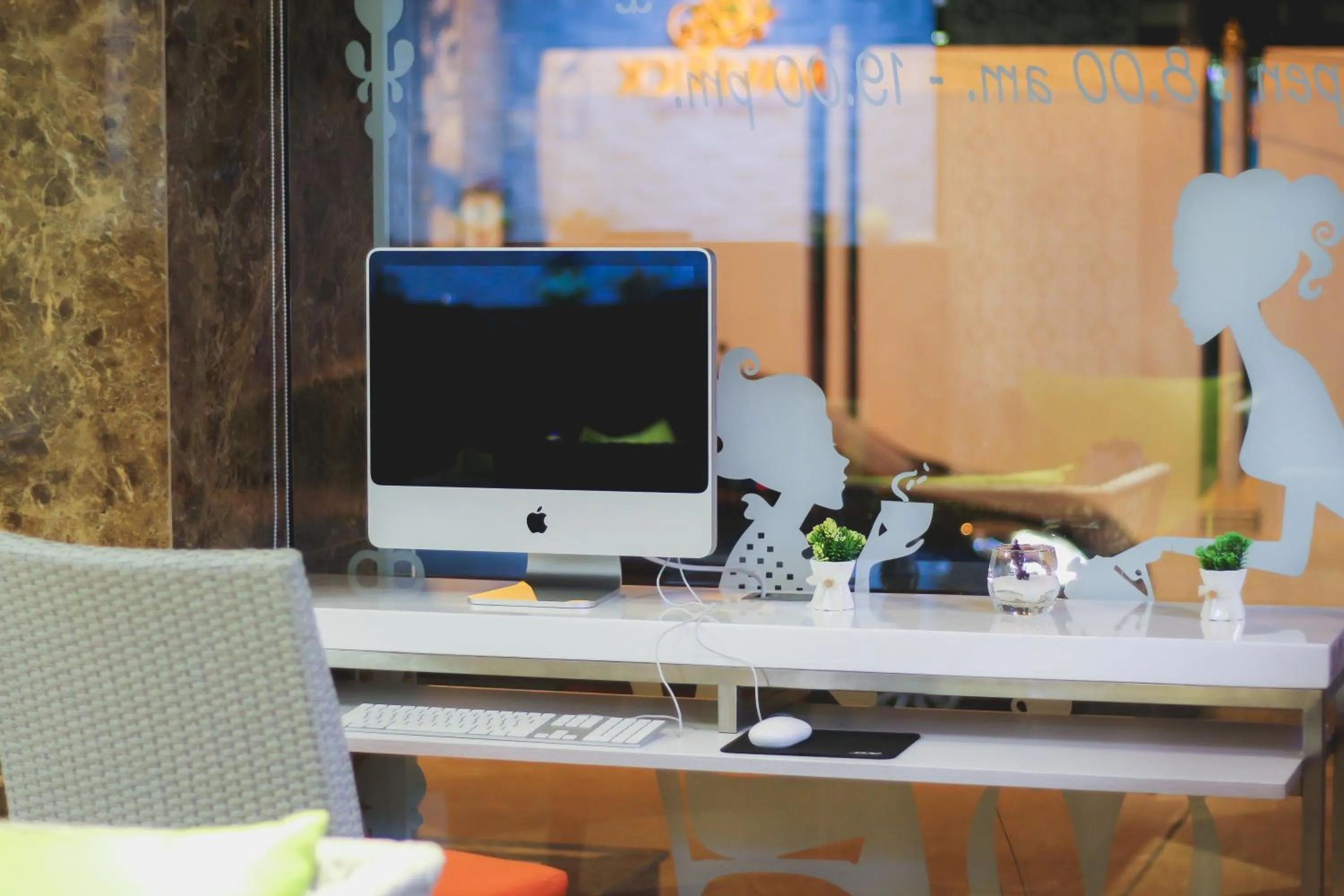 Business facilities, TV/Entertainment Center in Maverick Ratchada Hotel