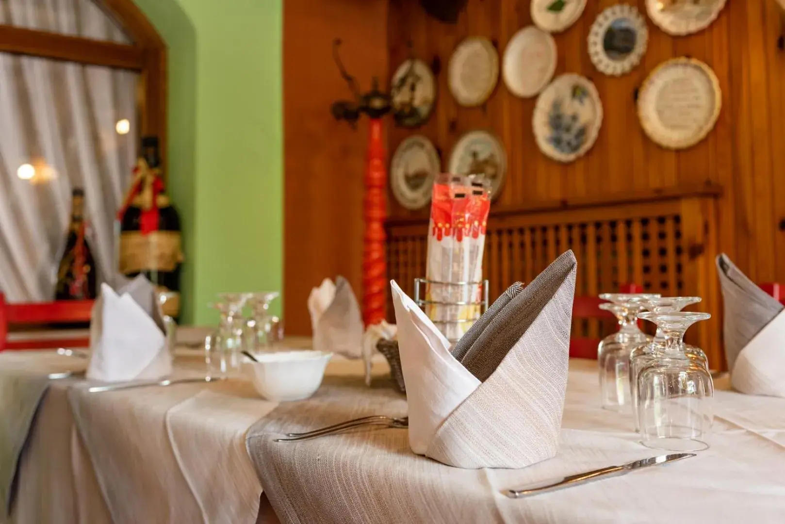 Restaurant/Places to Eat in Hotel all'Orso