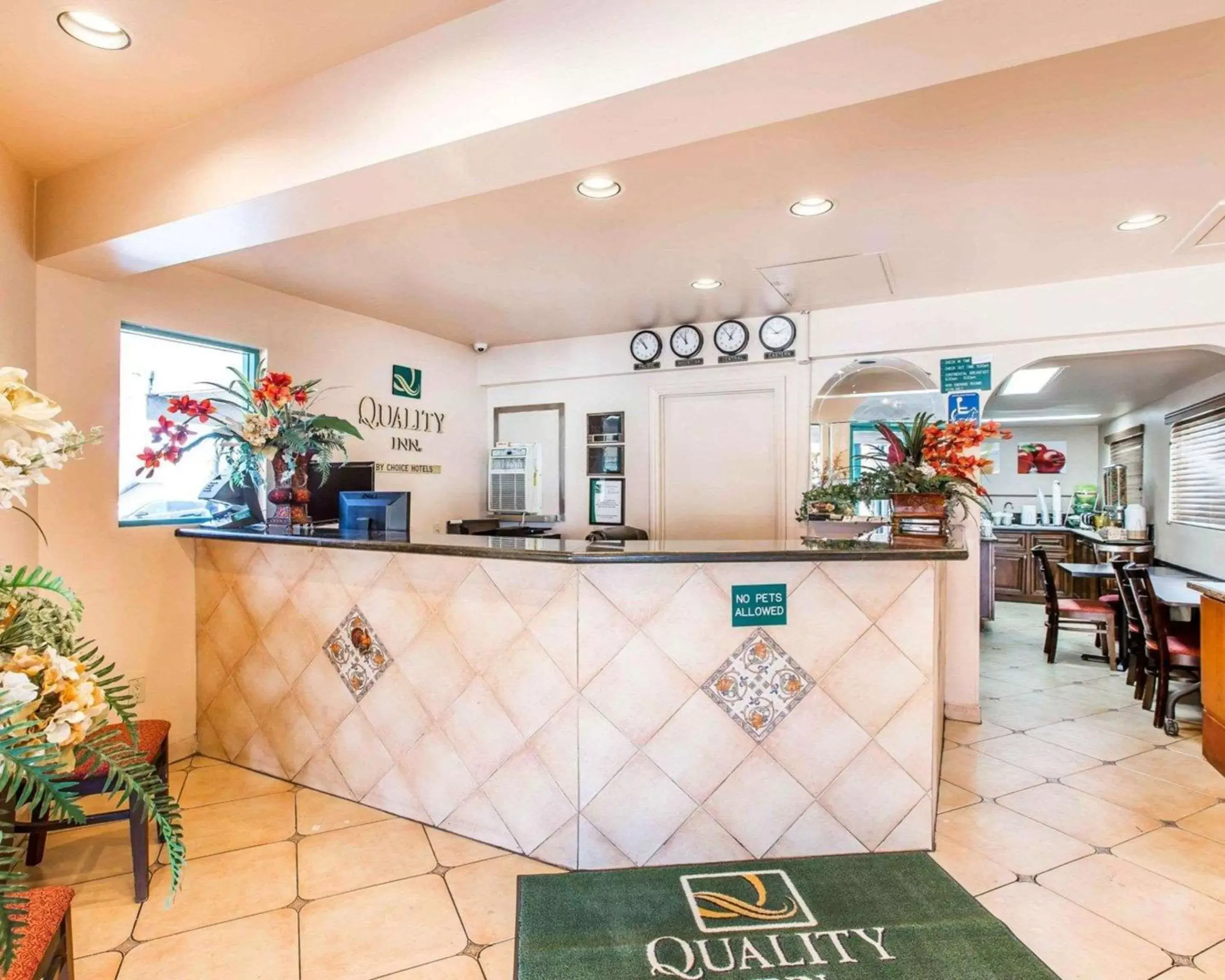 Lobby or reception, Lobby/Reception in Quality Inn Burbank Airport