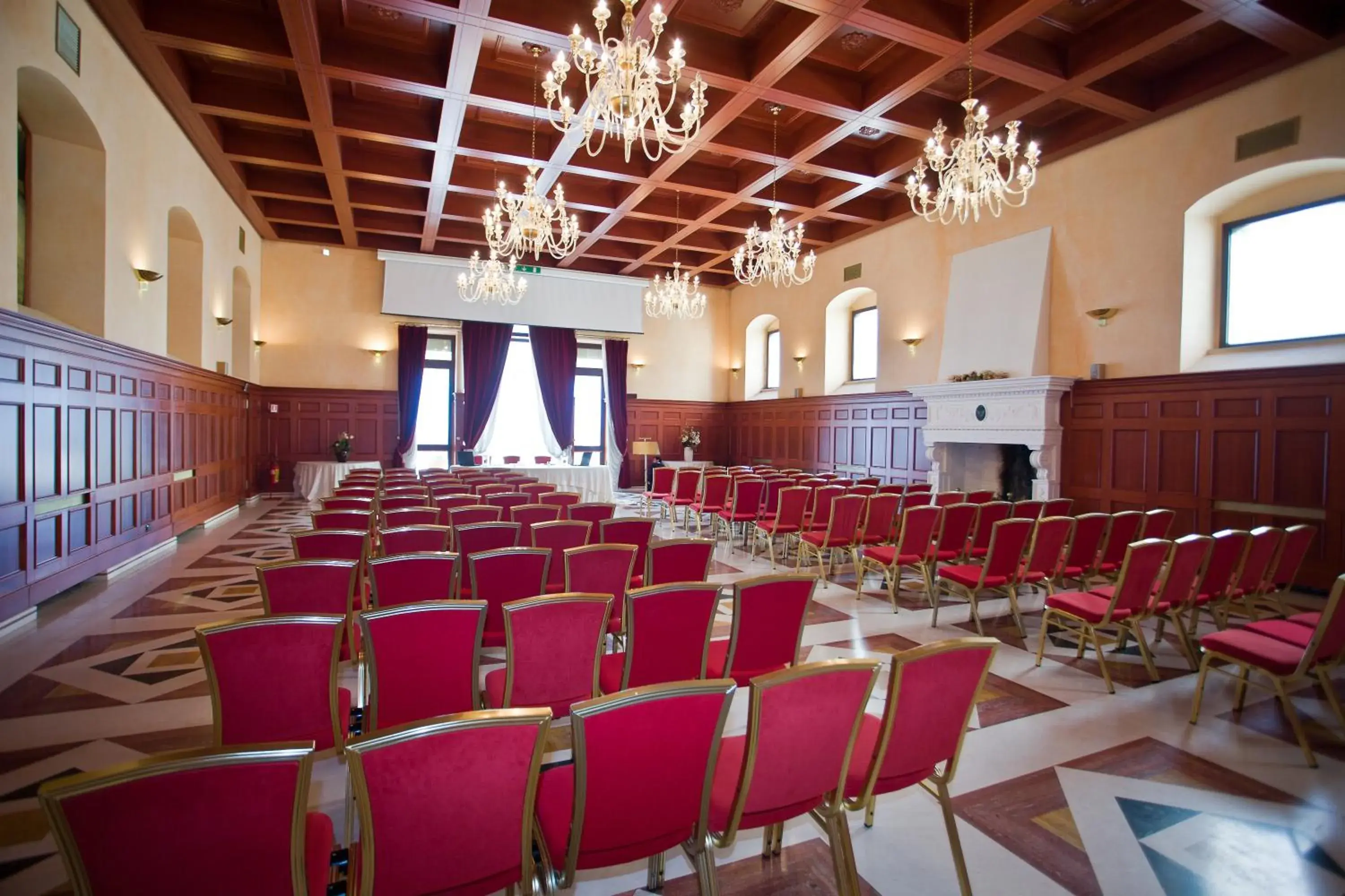 Business facilities in Palace Hotel San Michele