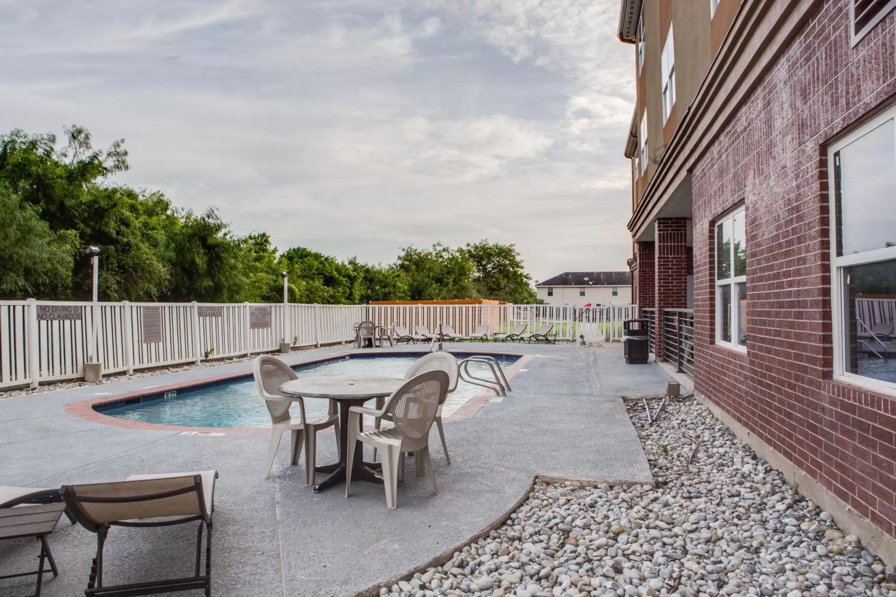 Balcony/Terrace in Country Inn & Suites by Radisson, Harlingen, TX