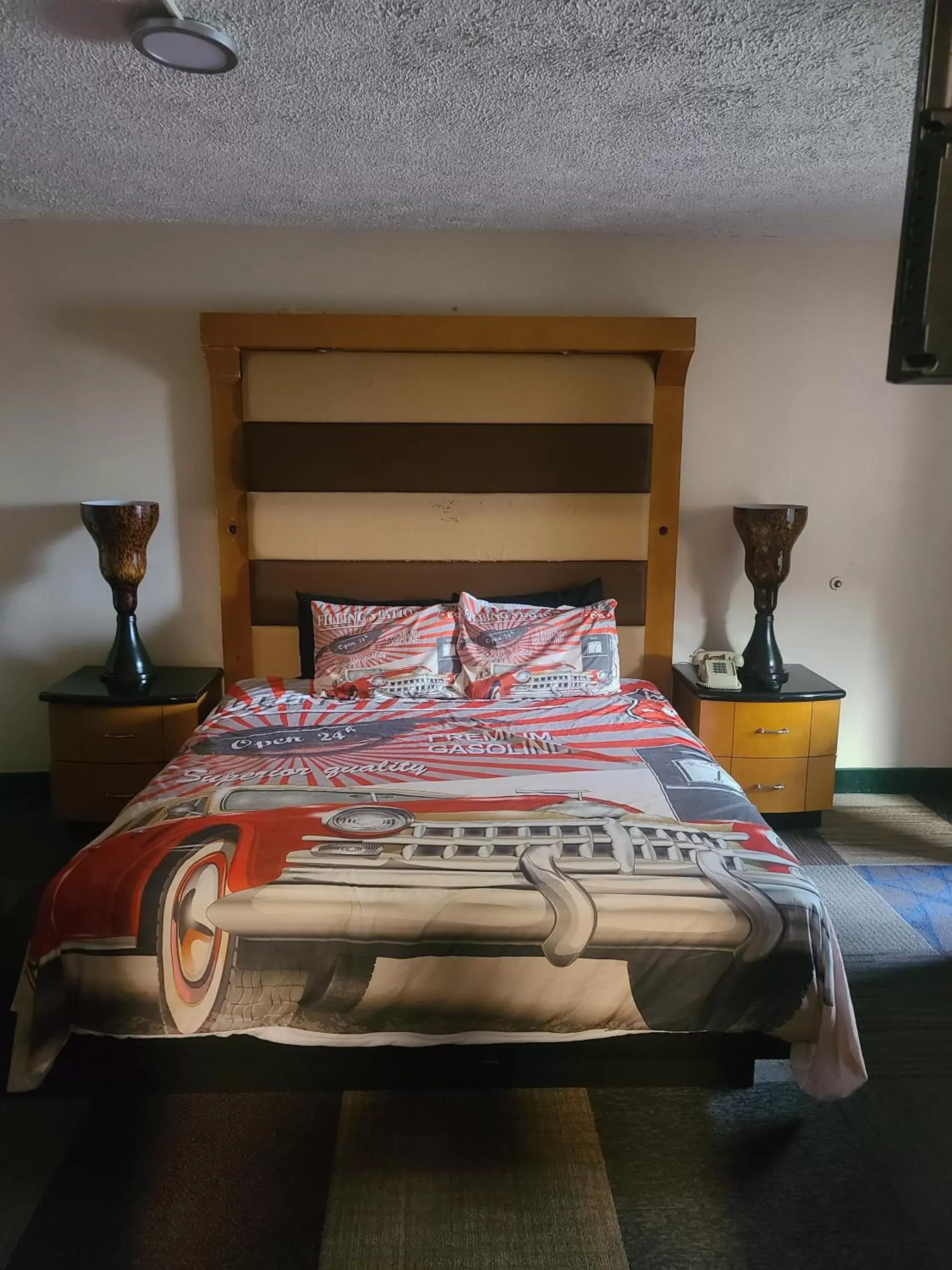 Bed in Route 66 Hotel, Springfield, Illinois