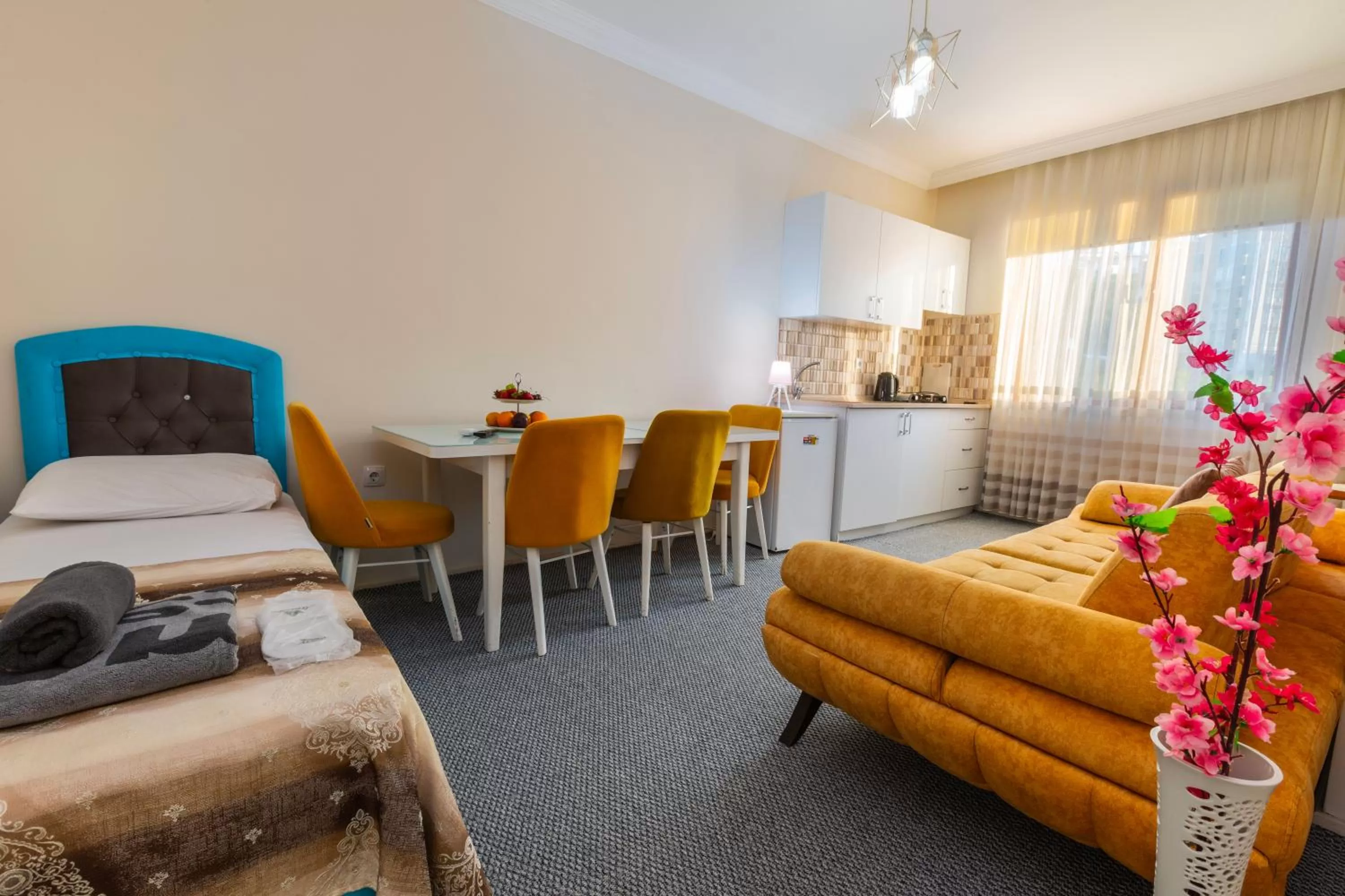 Dining Area in Bikka&Asell Suite Hotel