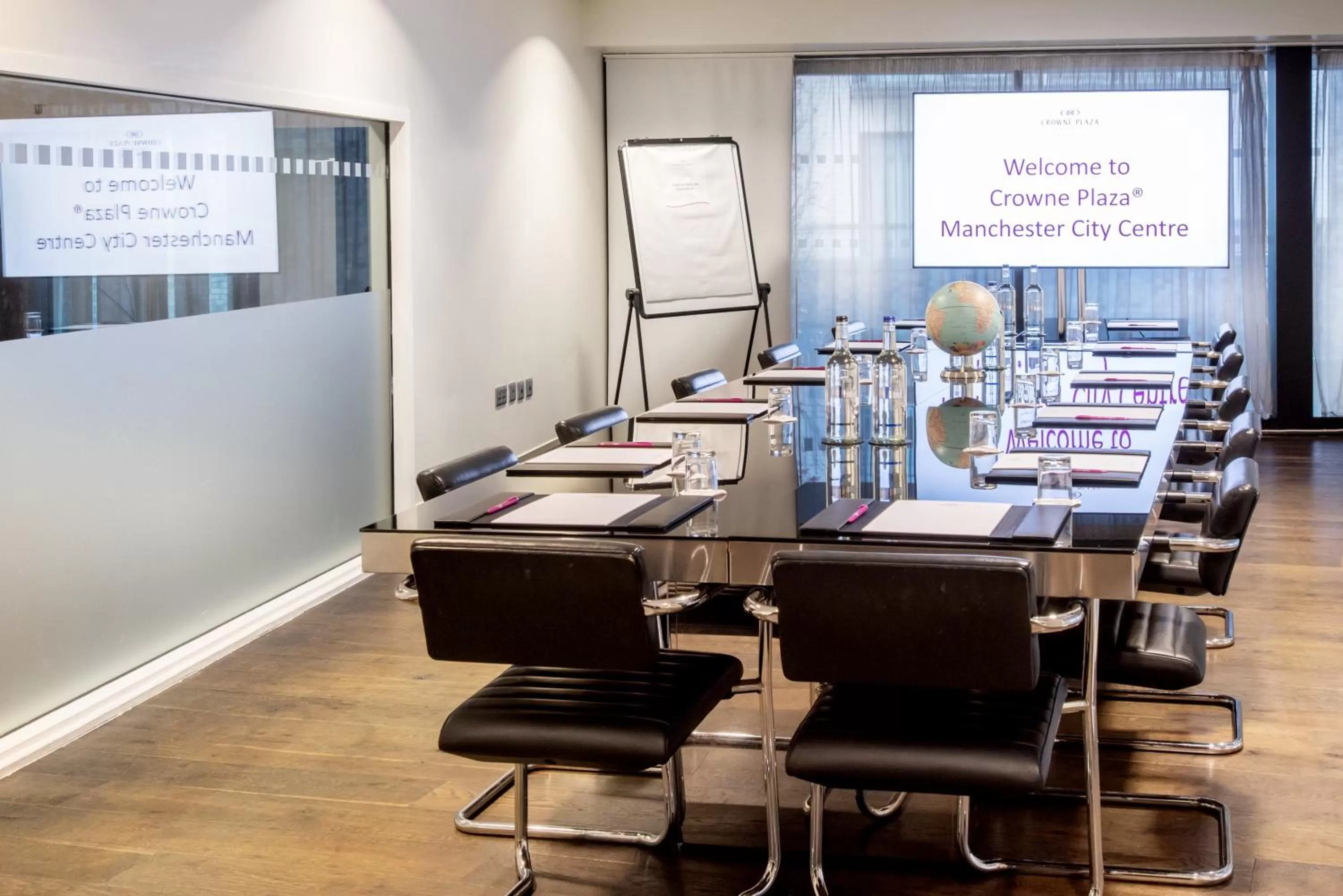 Meeting/conference room in Crowne Plaza Manchester City Centre by IHG