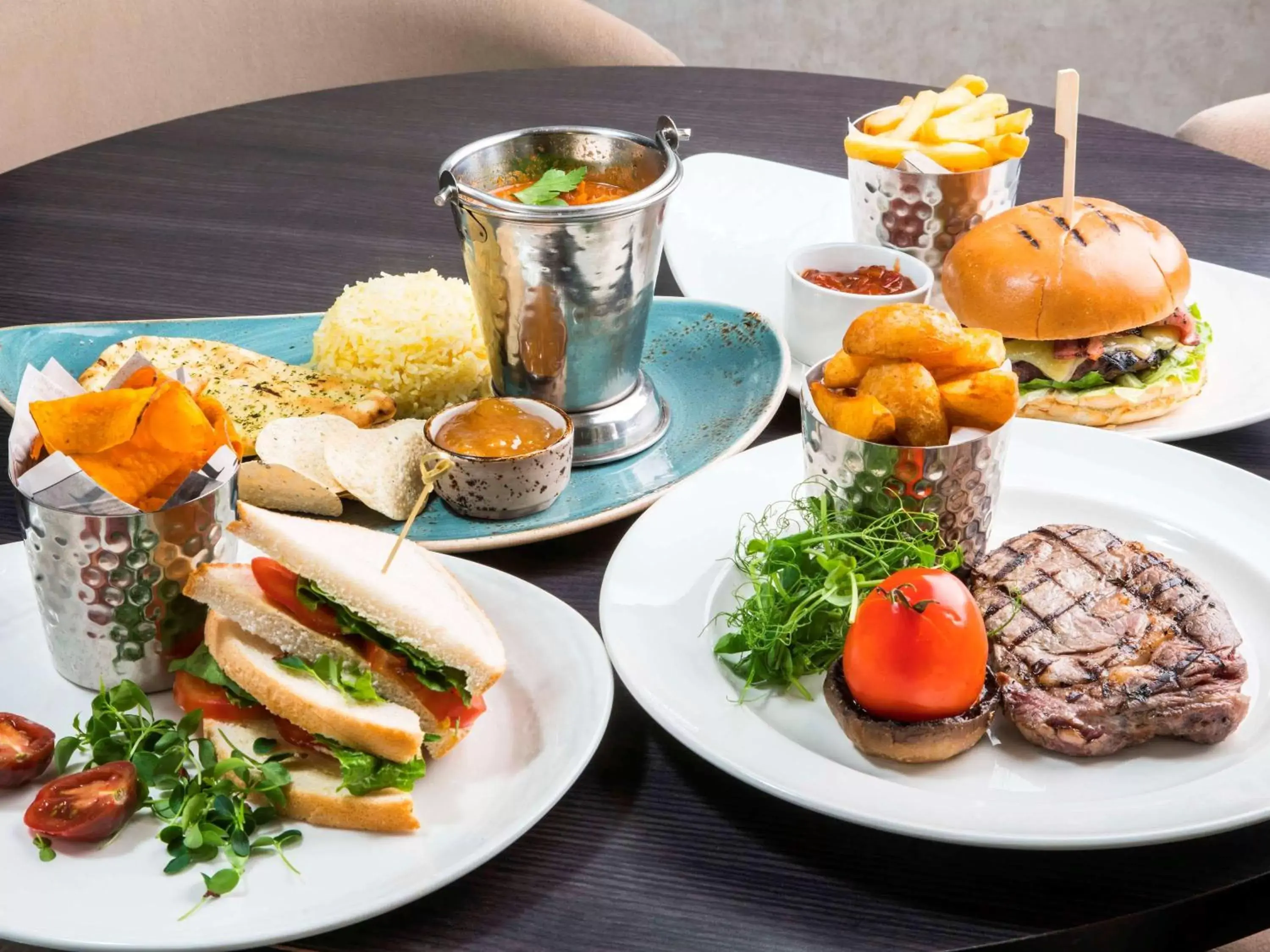 Restaurant/places to eat, Food in Mercure London Heathrow Airport