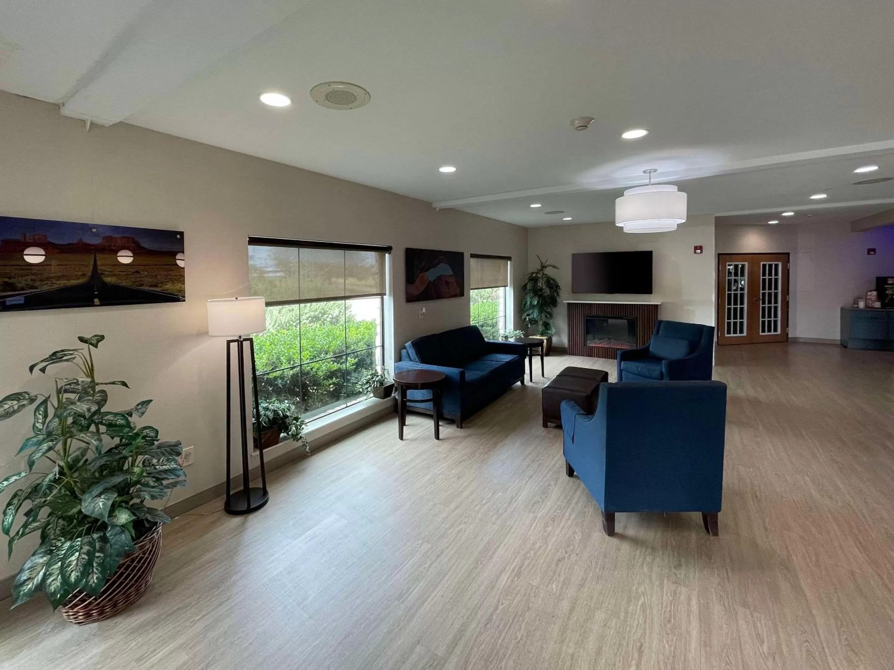Lobby or reception in Comfort Suites Near Seaworld