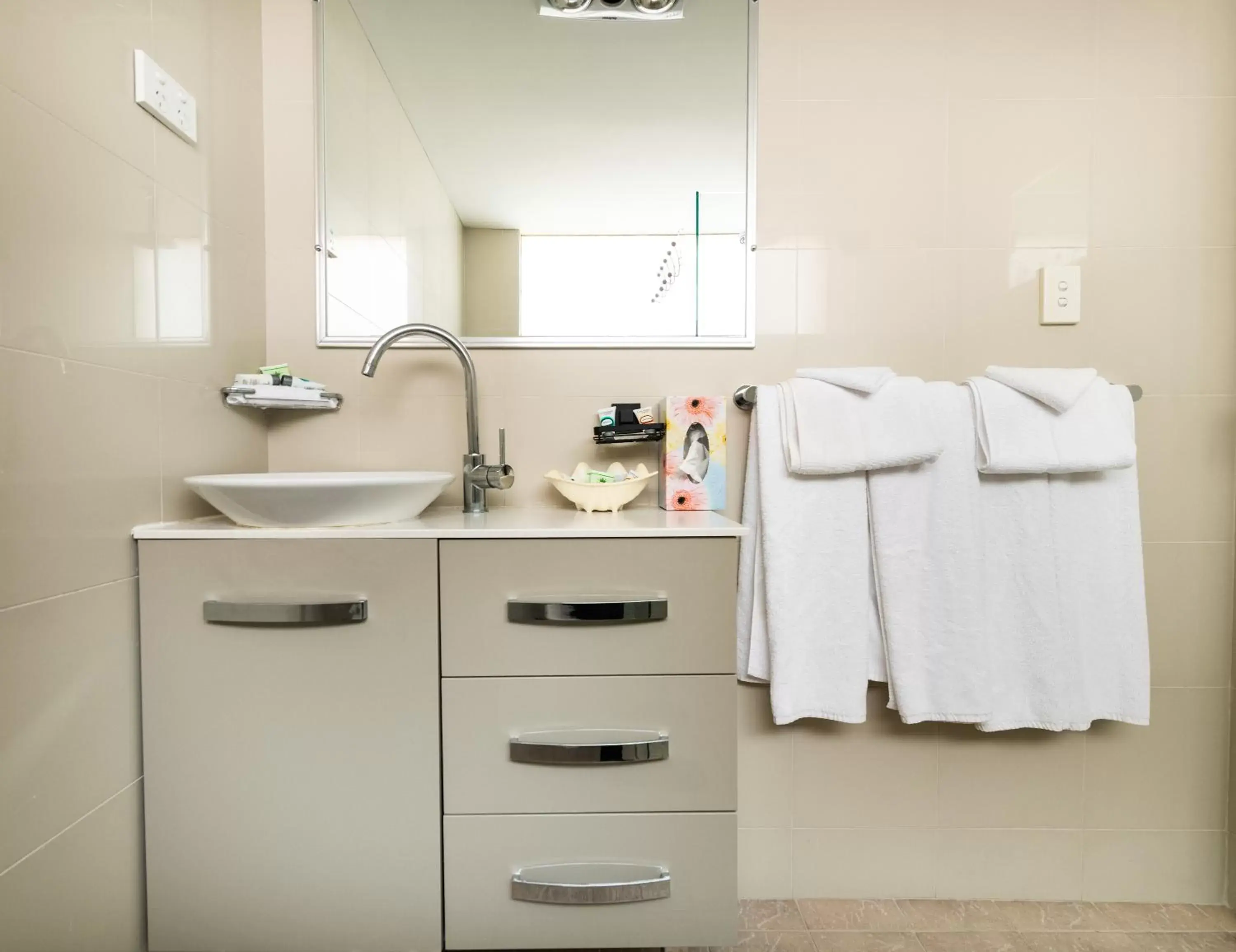 Bathroom in River Motel