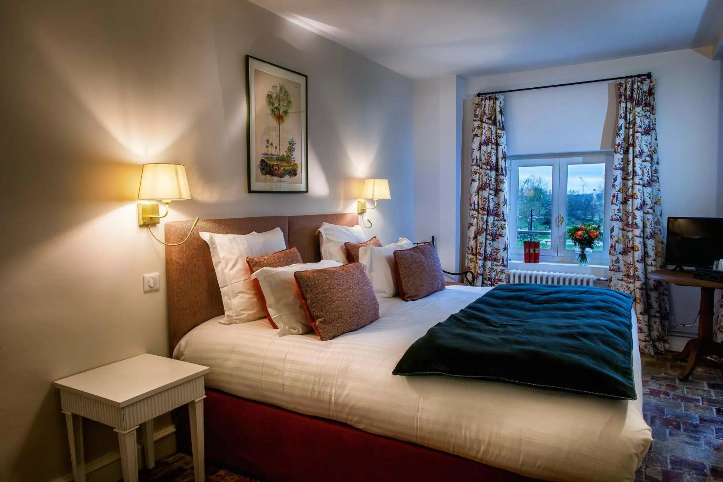 Bed in La Petite Folie