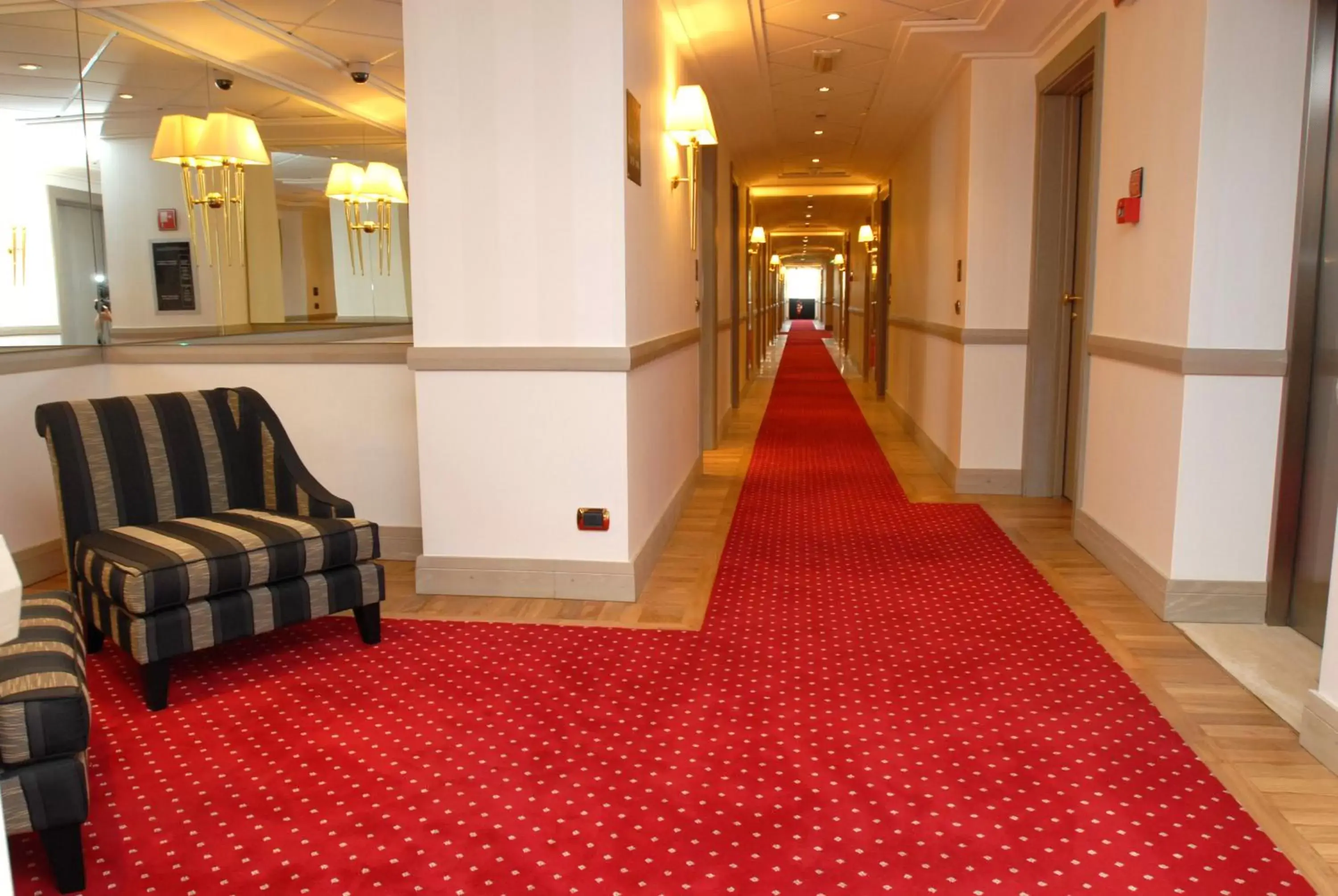 Area and facilities, Lobby/Reception in Grand Hotel Duca Di Mantova