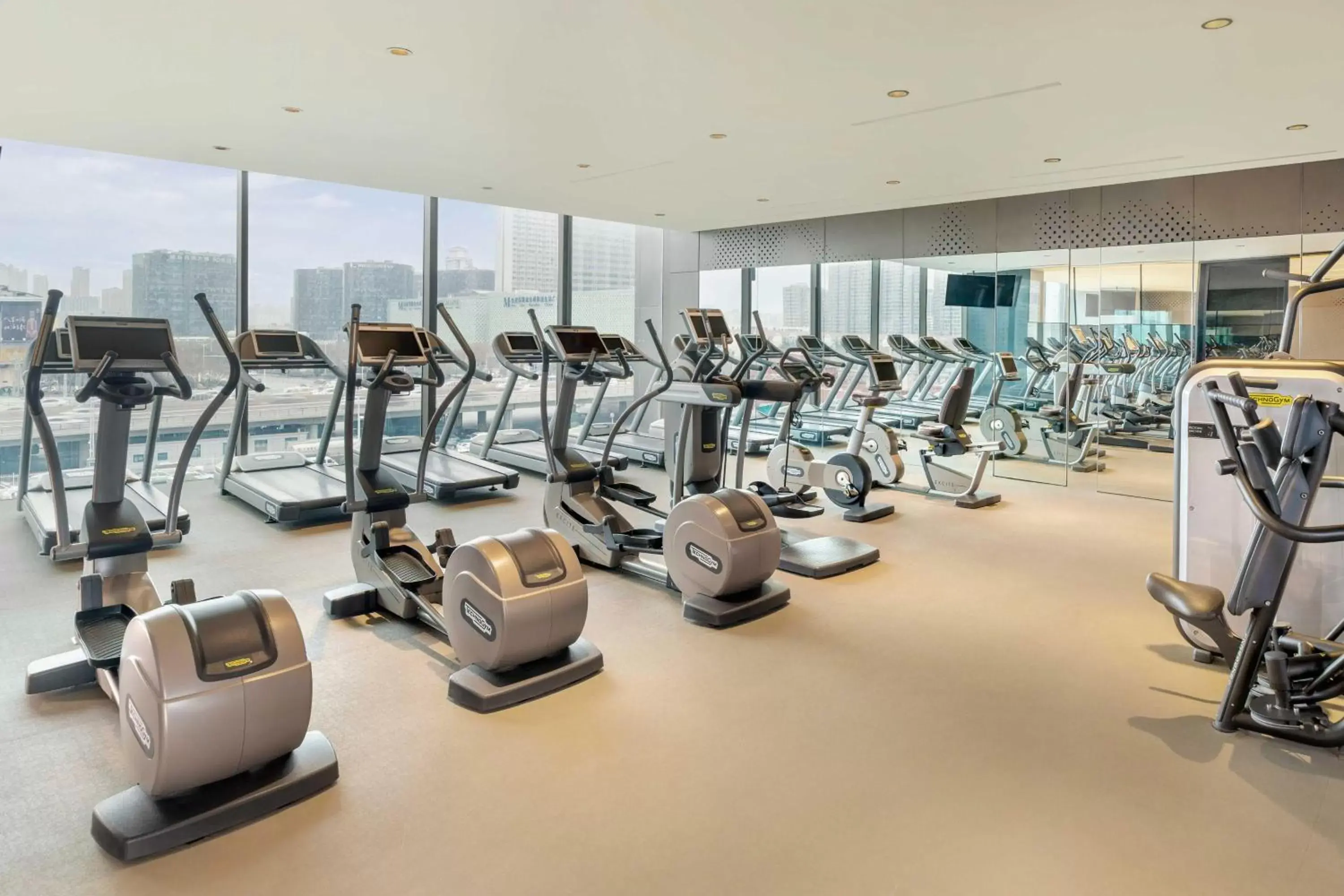 Fitness centre/facilities, Fitness Center/Facilities in Le Meridien Zhengzhou