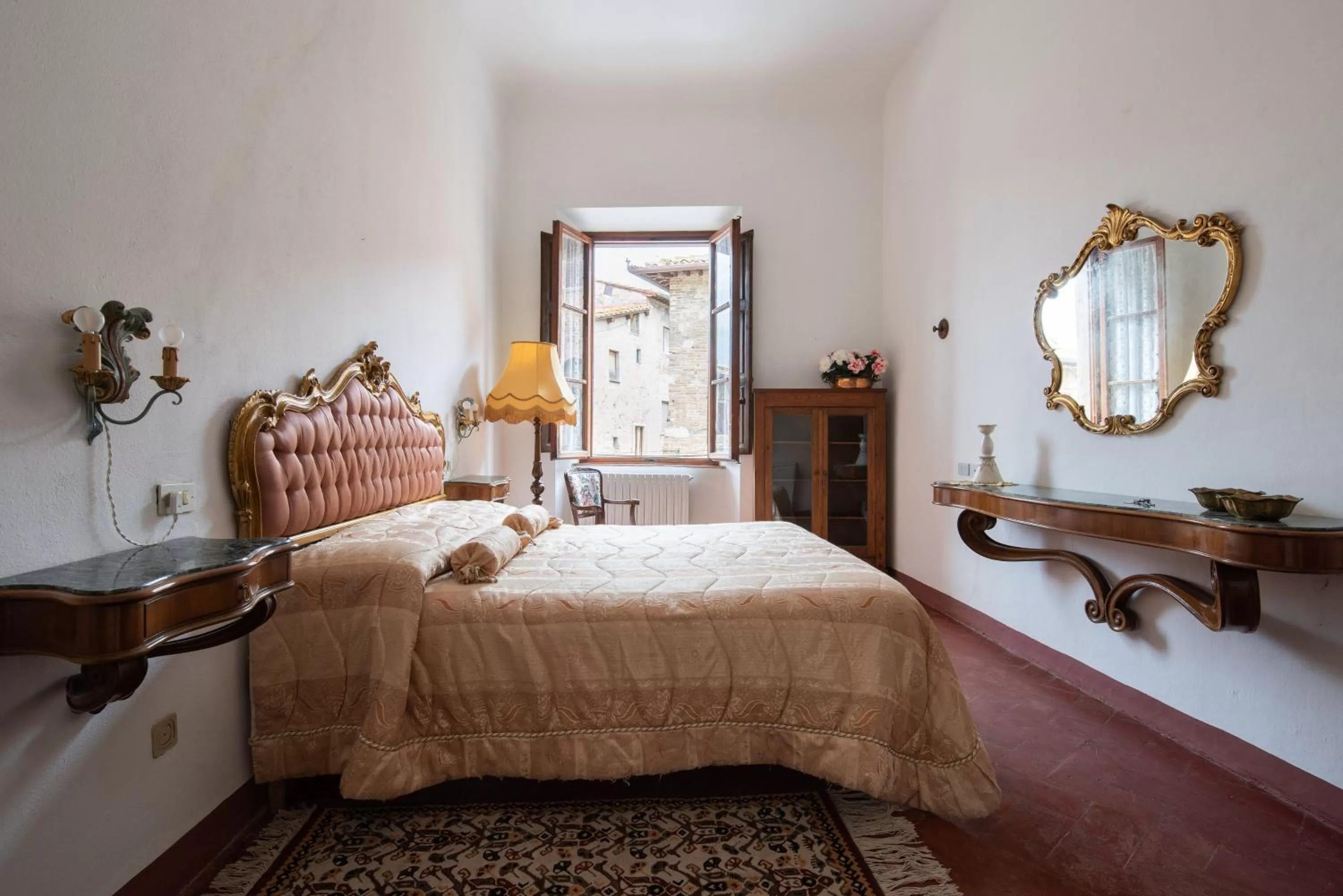 Photo of the whole room, Bed in Residenza D'Epoca Palazzo Buonaccorsi