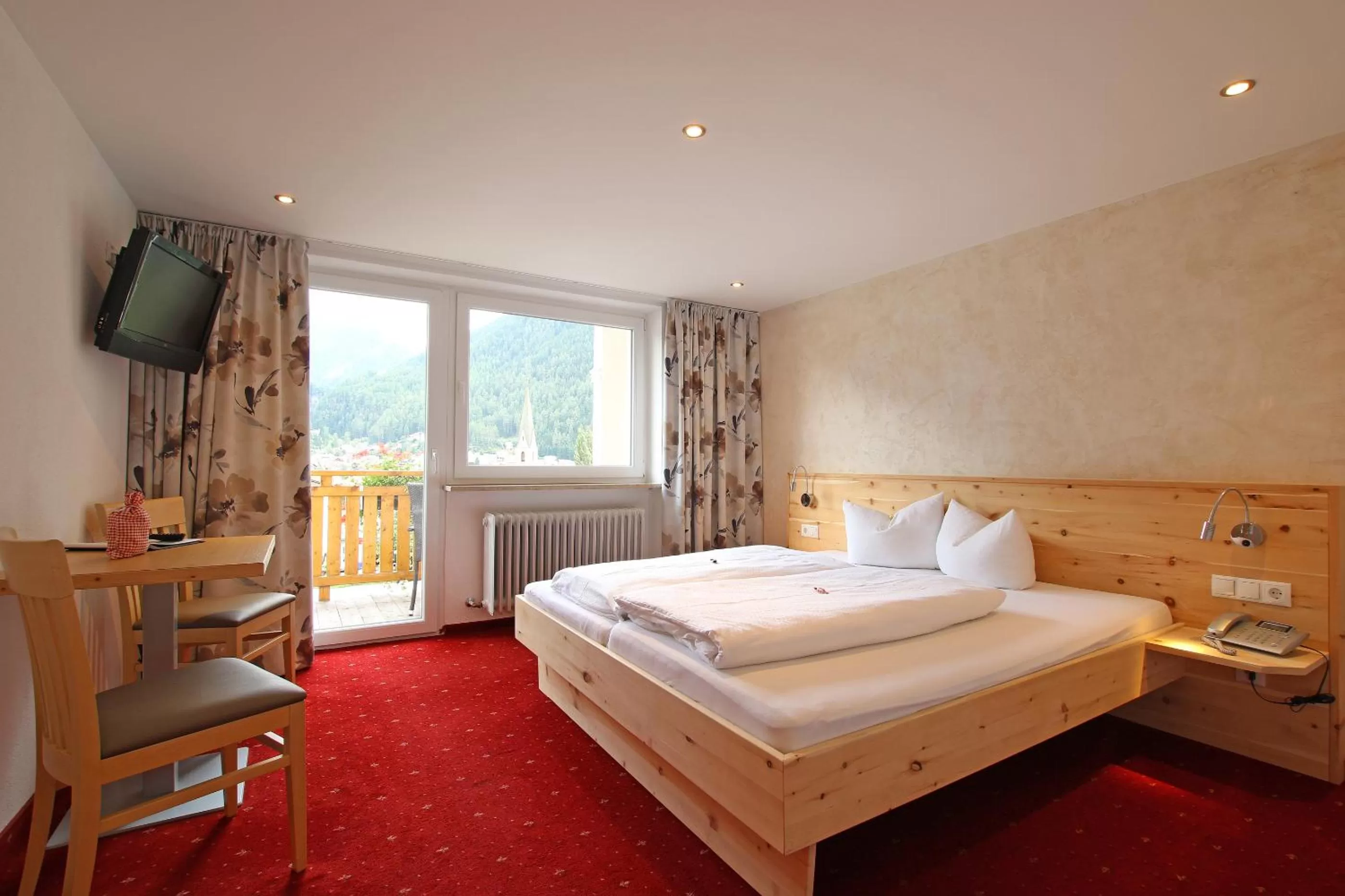 Photo of the whole room, Bed in Pension Fuchs