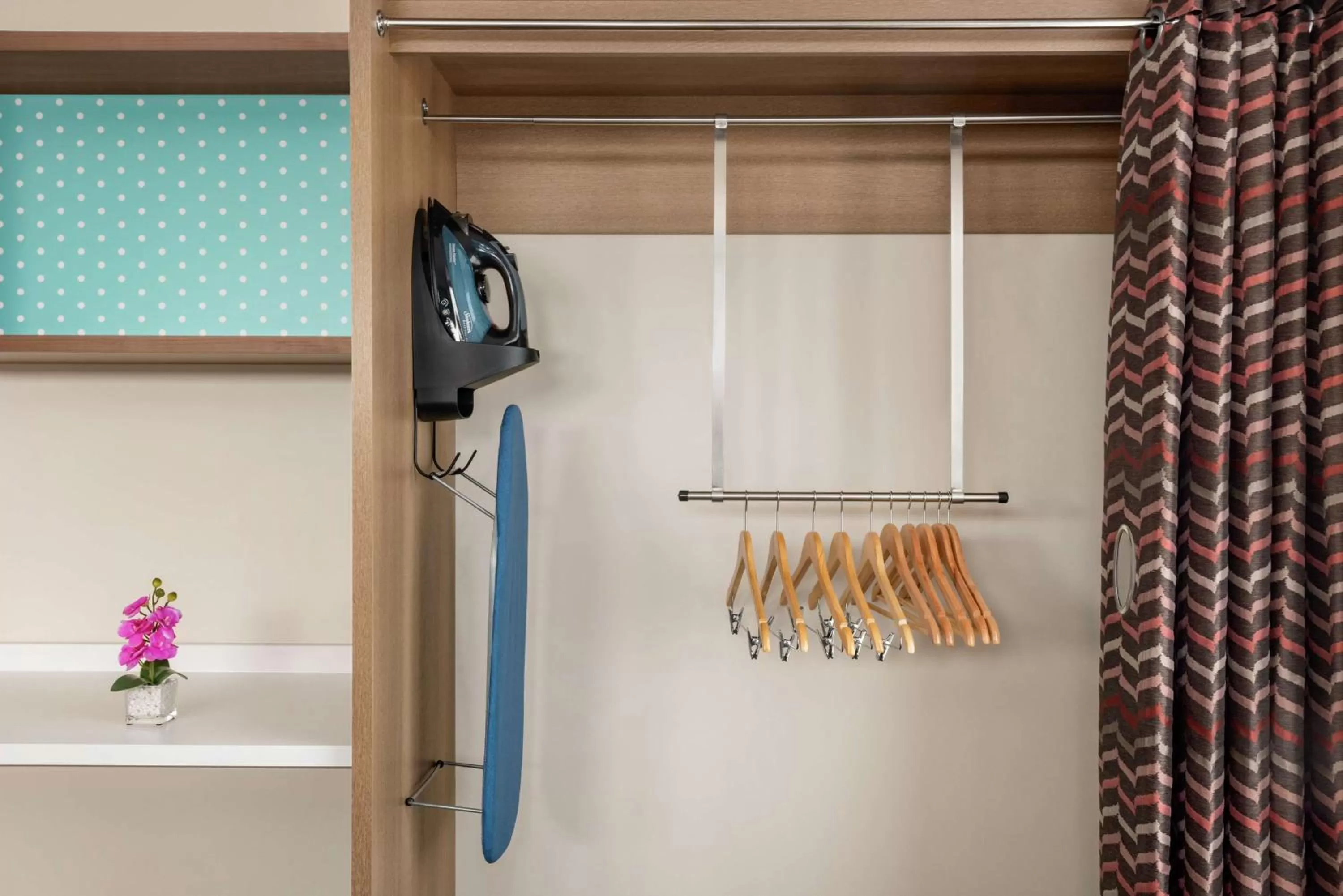 Photo of the whole room in Home2 Suites By Hilton Bismarck