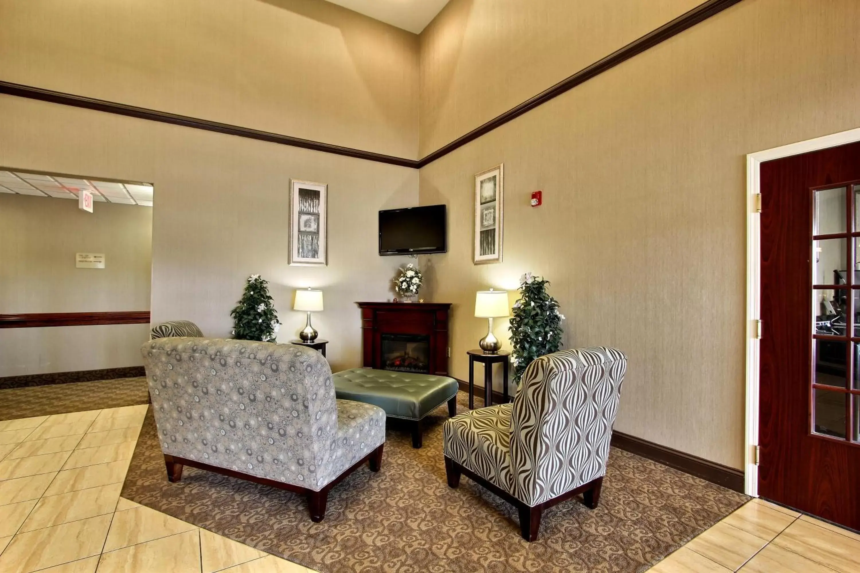 Lobby or reception, Seating Area in Magnolia Inn and Suites Pooler