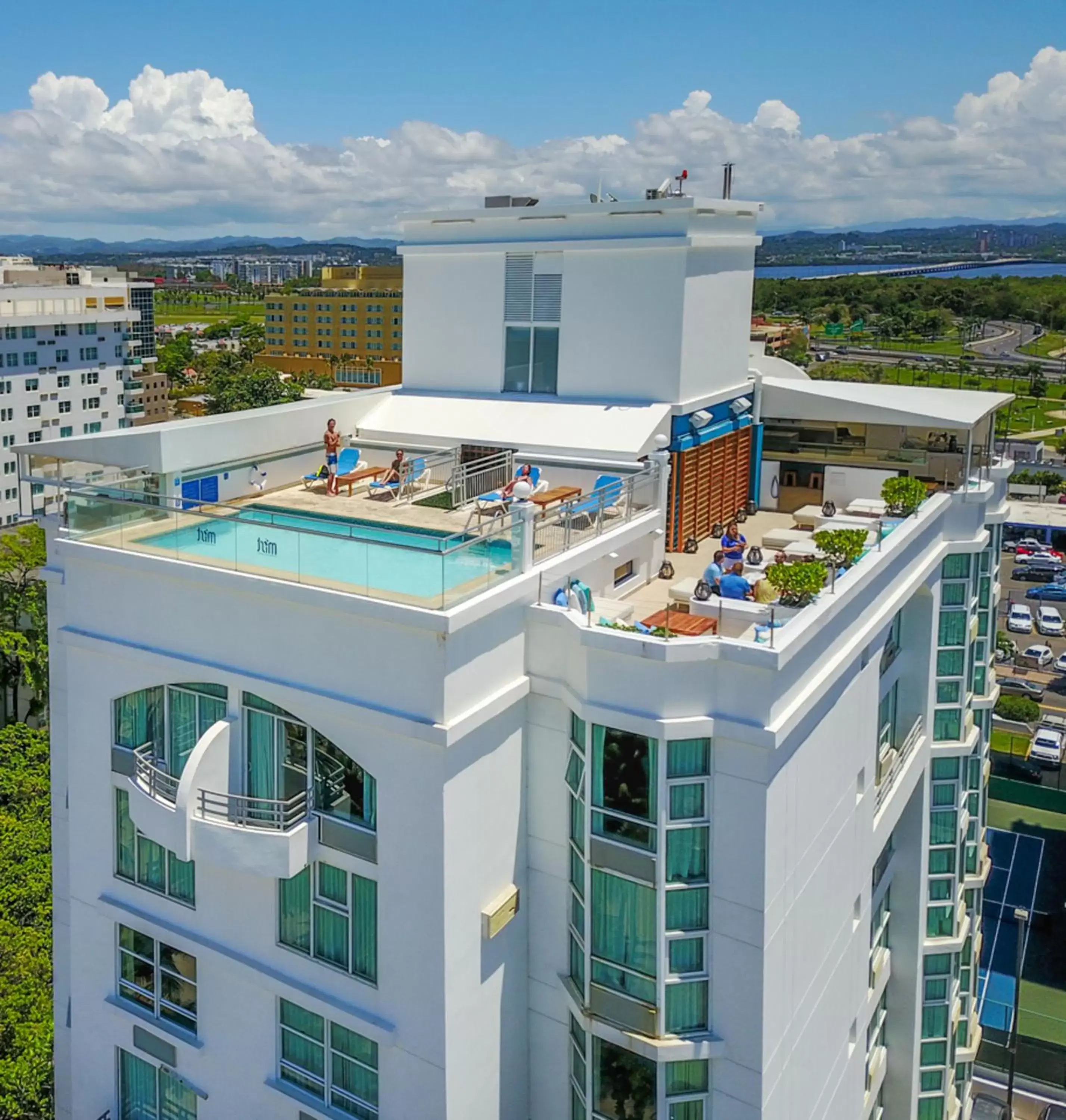 Balcony/Terrace in San Juan Water & Beach Club Hotel