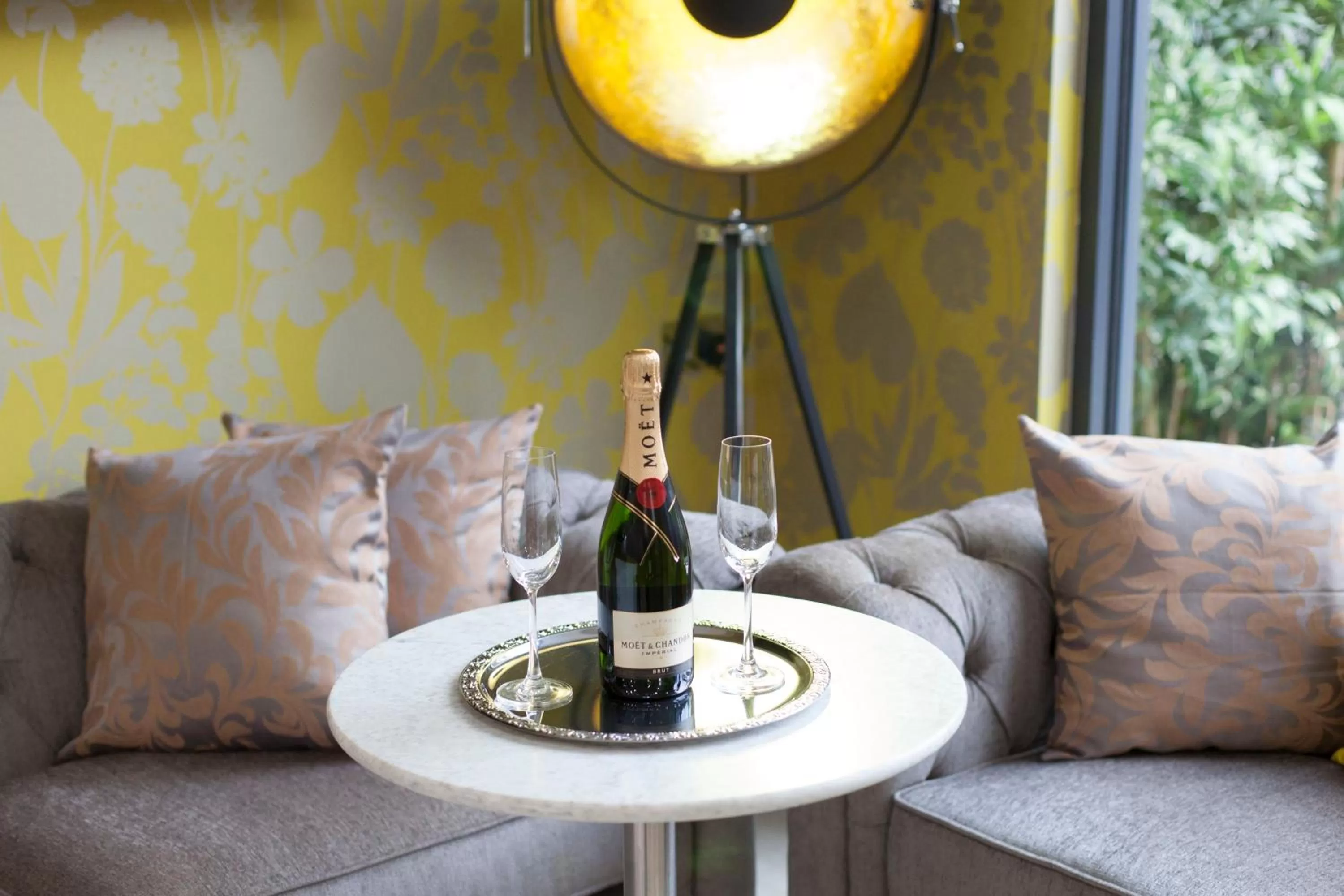 Lounge or bar in Hotel Shepherds Bush London