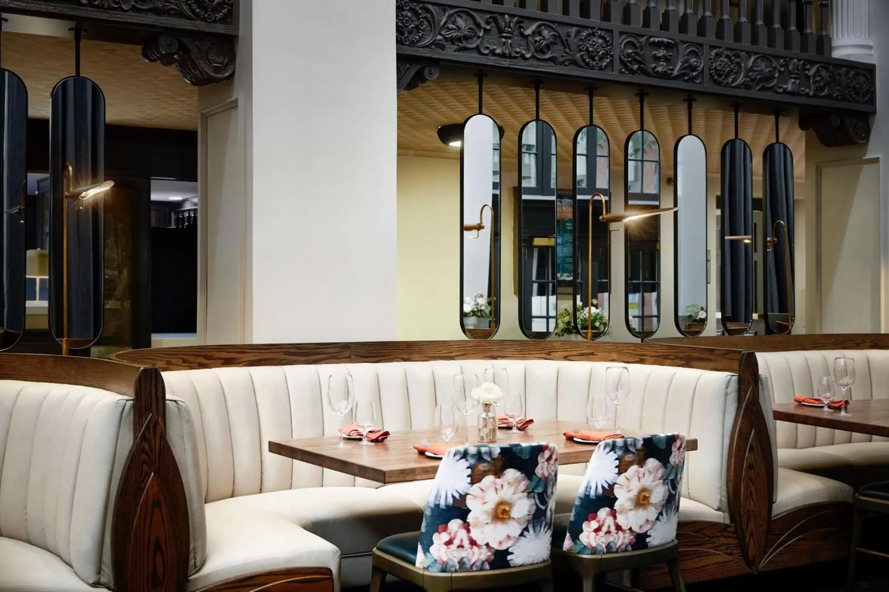 Lounge or bar, Restaurant/Places to Eat in The Terrace Hotel Lakeland, Tapestry Collection by Hilton