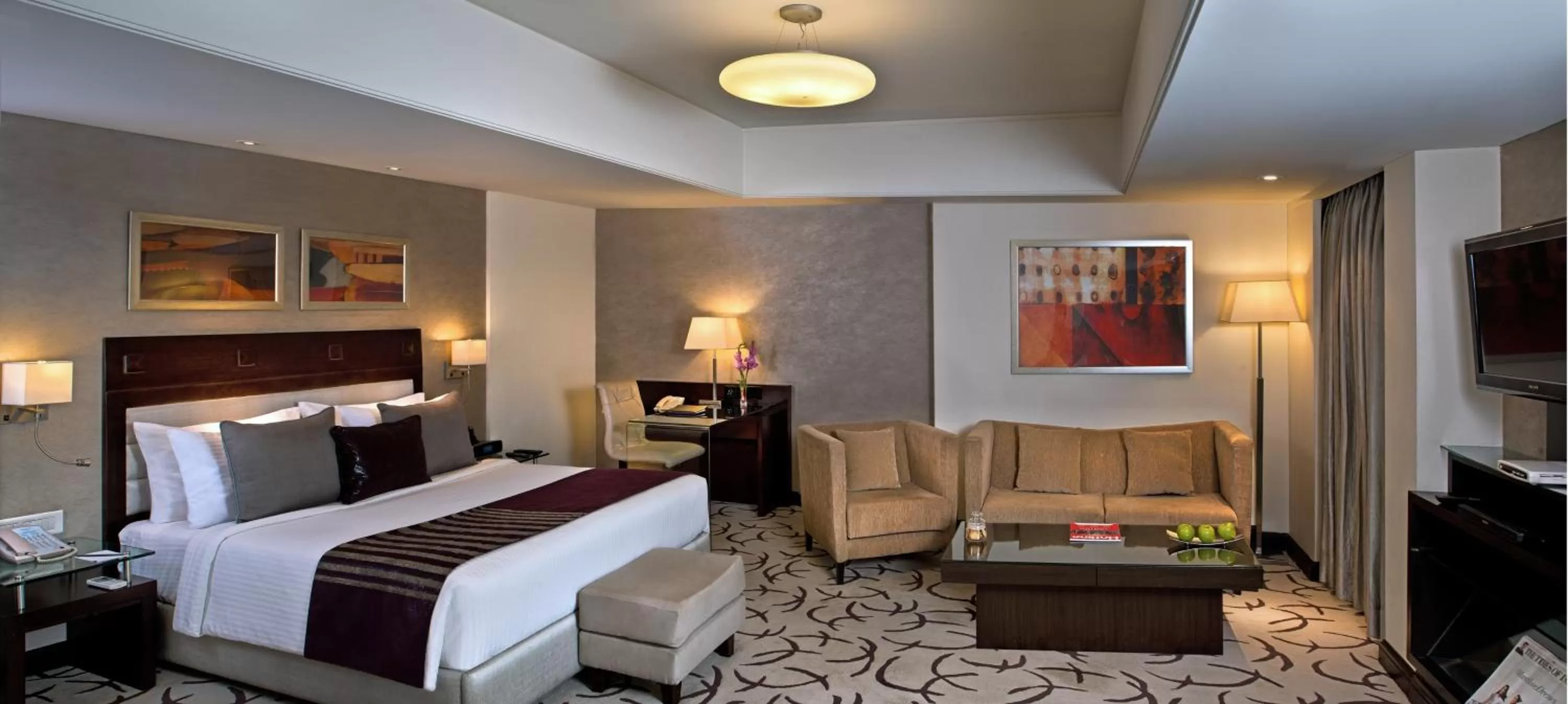 Photo of the whole room, Bed in Fortune Park, Ahmedabad - Member ITC Hotels' Group