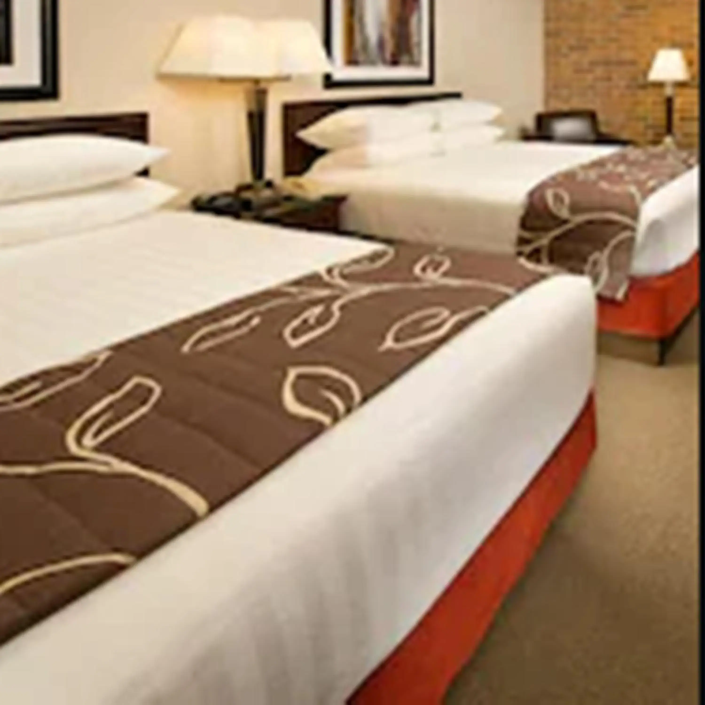 Bedroom, Bed in Hotel Lotus Kansas City Merriam