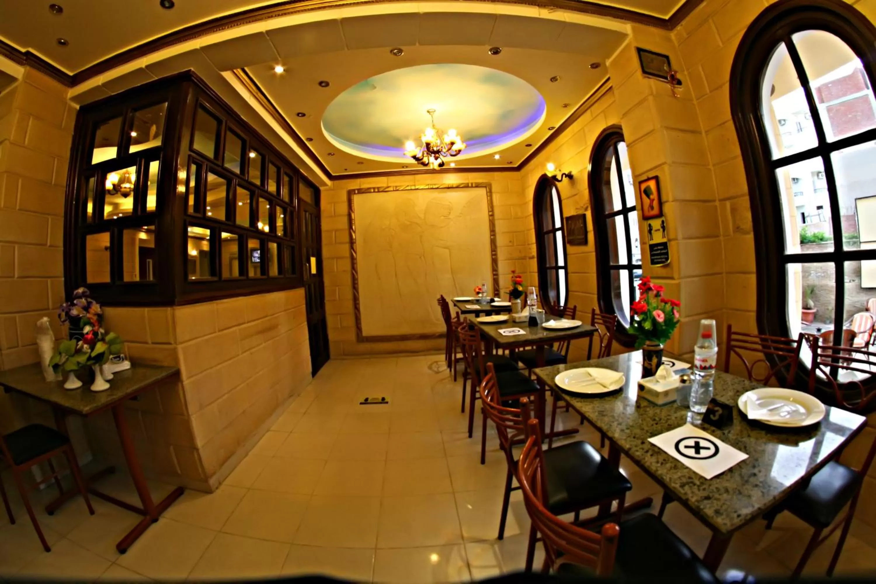 Restaurant/places to eat in Luxor Hotel Hurghada