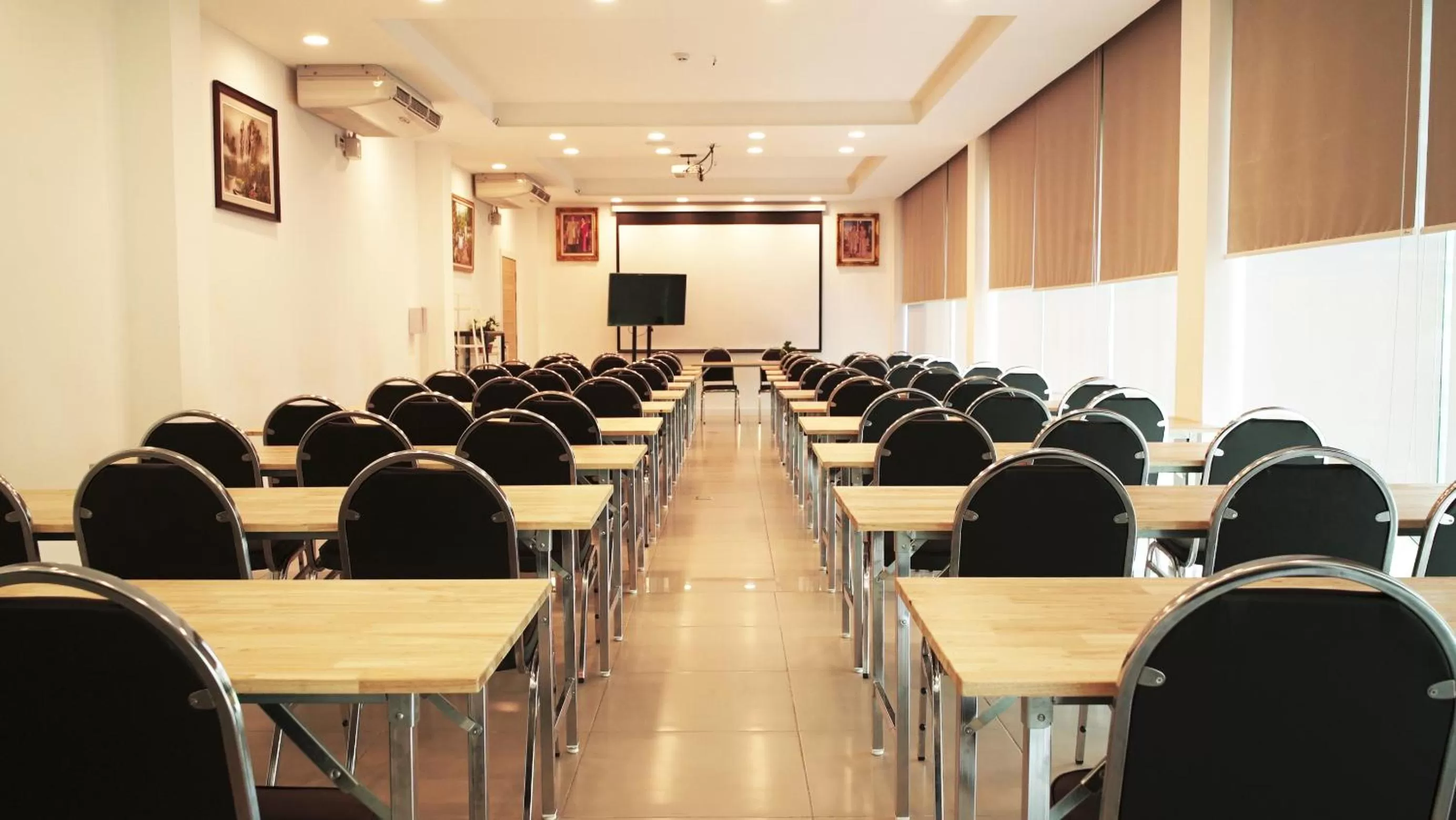 The White Garden Premier Saraburi