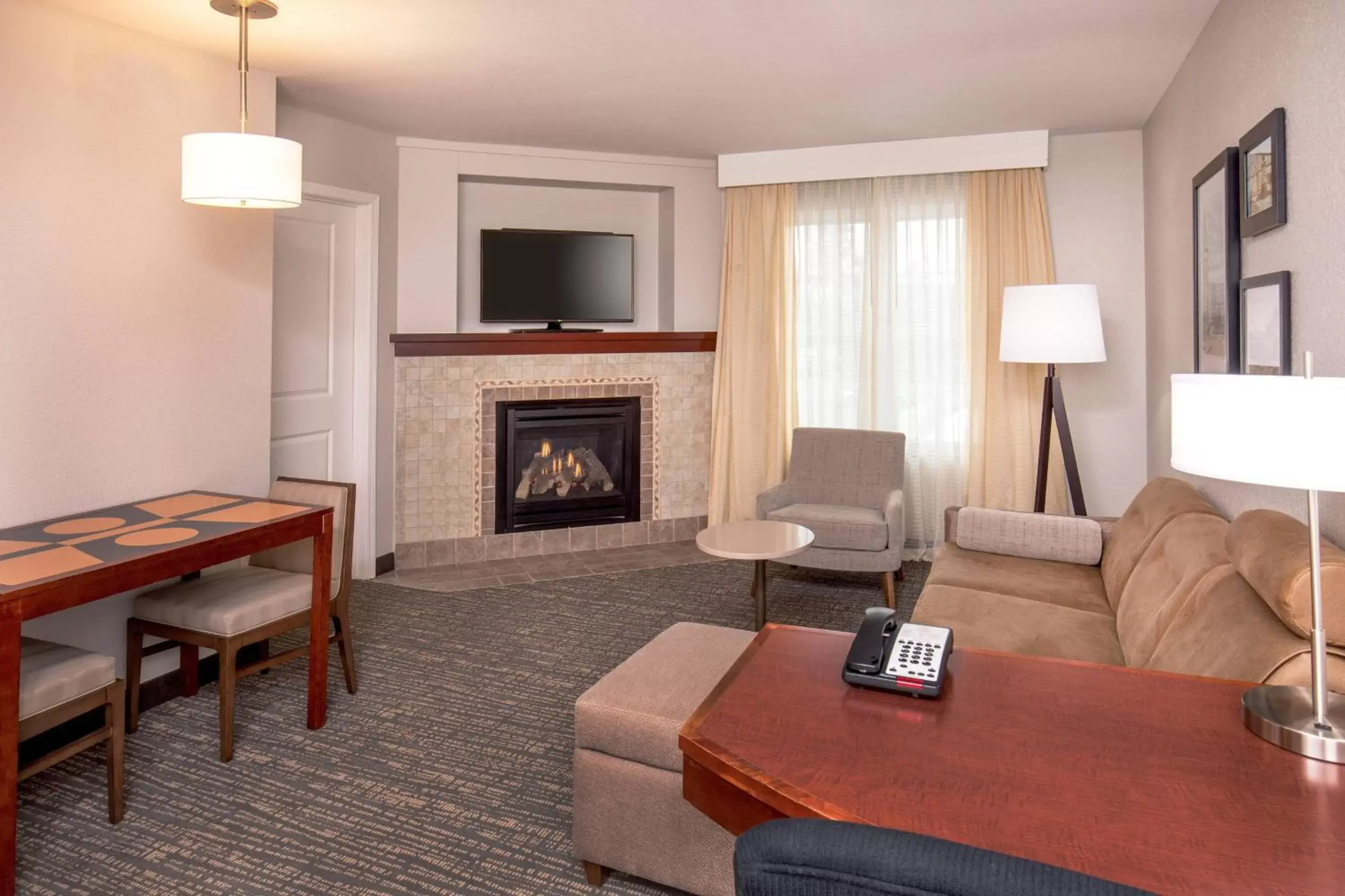 Bedroom, Seating Area in Residence Inn by Marriott Yonkers Westchester County