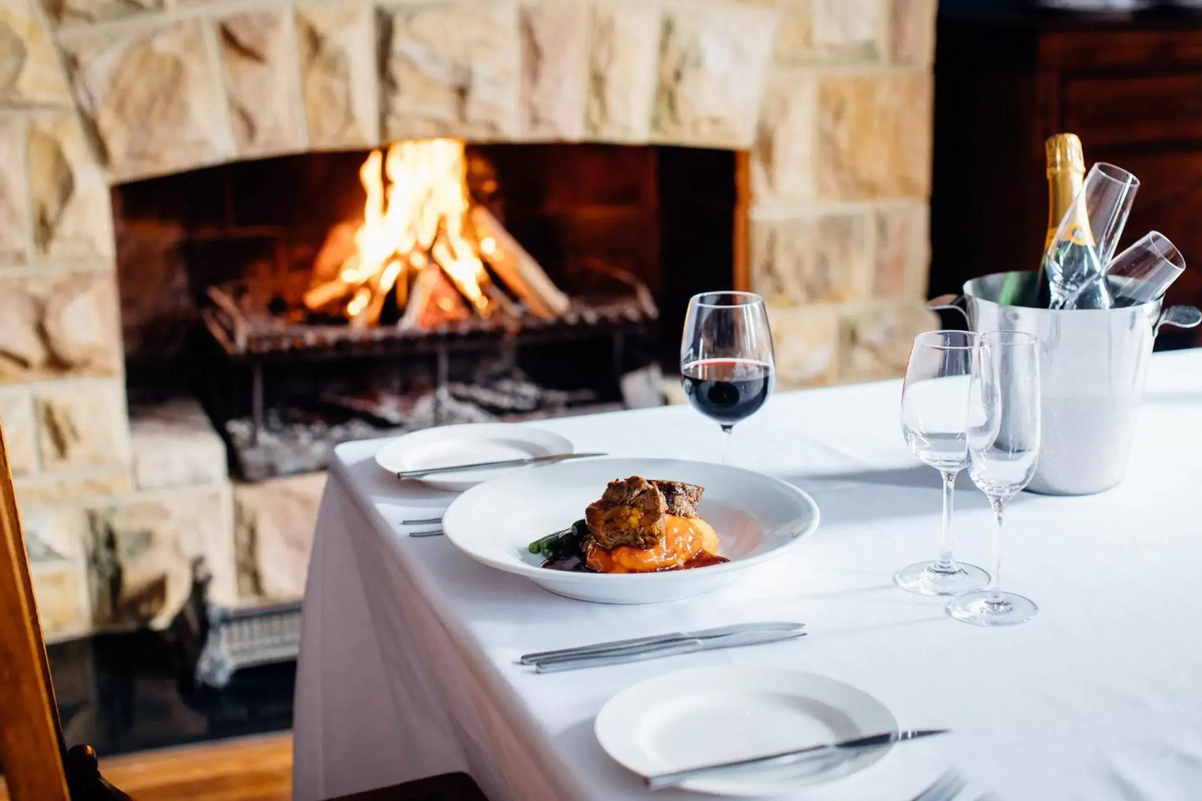 Restaurant/places to eat in Bundanoon Hotel Restaurant/places to eat in Bundanoon Hotel