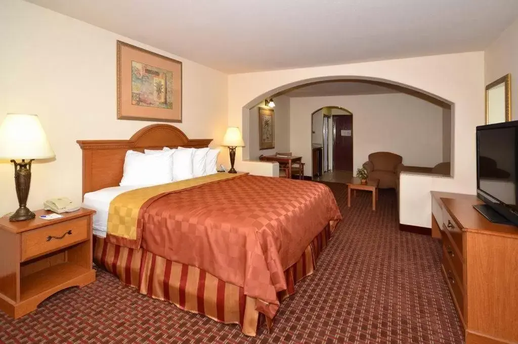 Bed in Best Western Casa Villa Suites