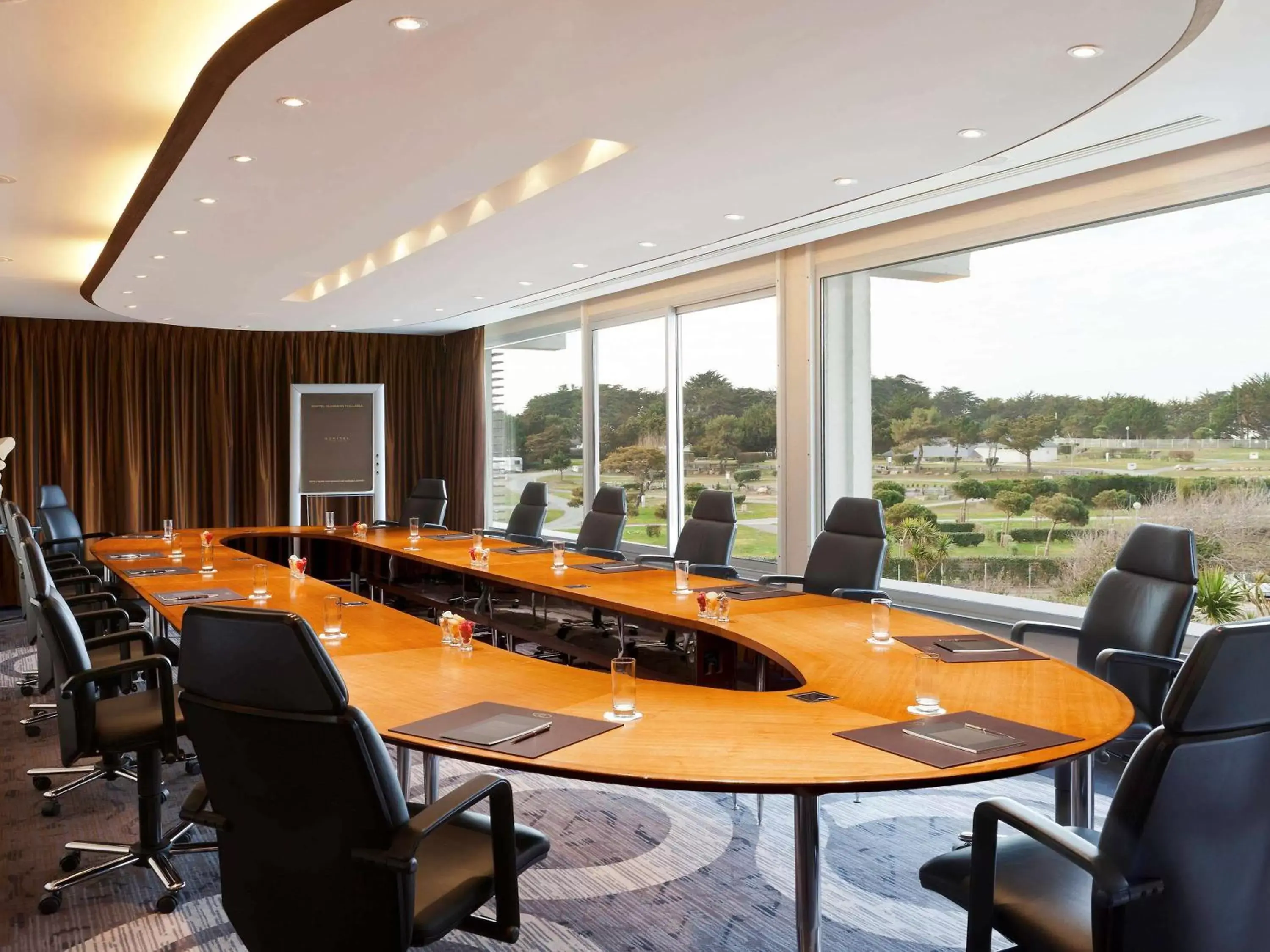 Meeting/conference room in Sofitel Quiberon Thalassa sea & spa