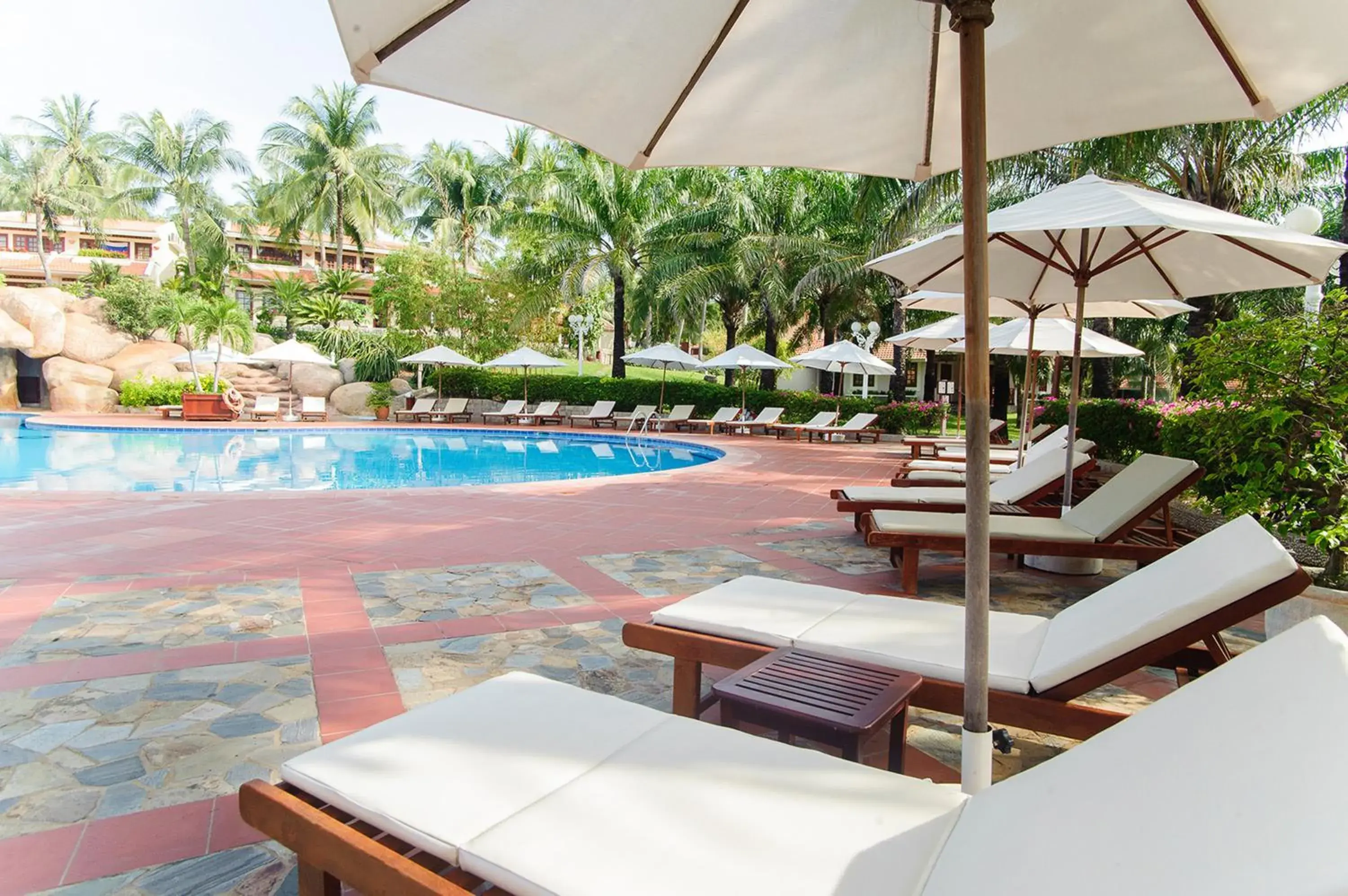 Swimming Pool in Phu Hai Beach Resort & Spa