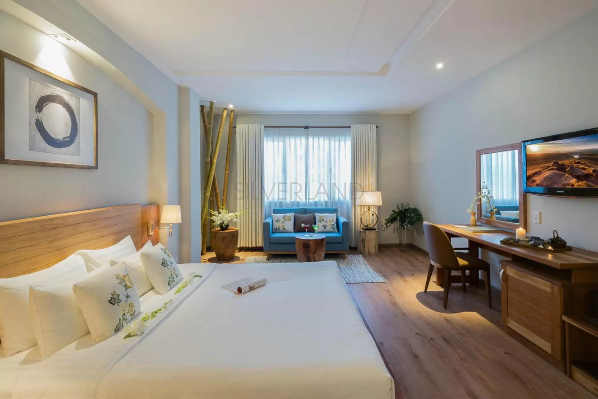 Bedroom, Bed in Silverland Yen Hotel