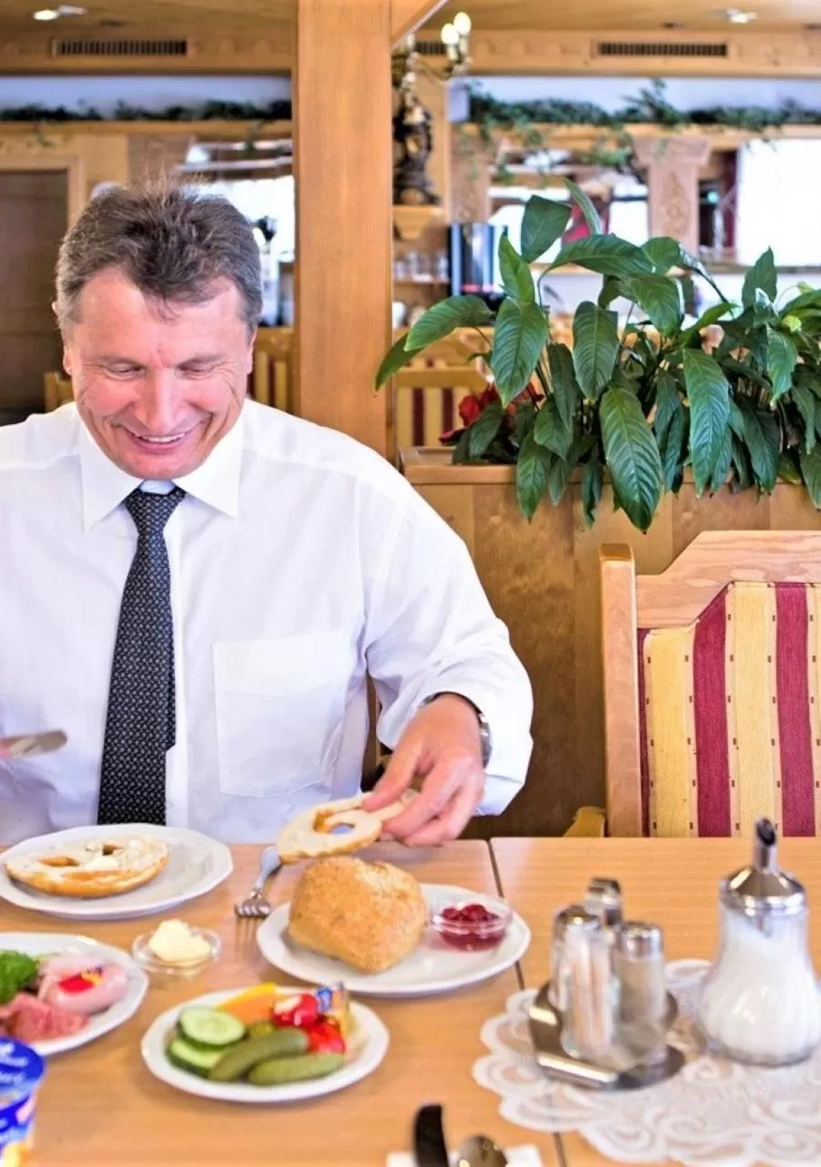 Dining area in Isar Hotel