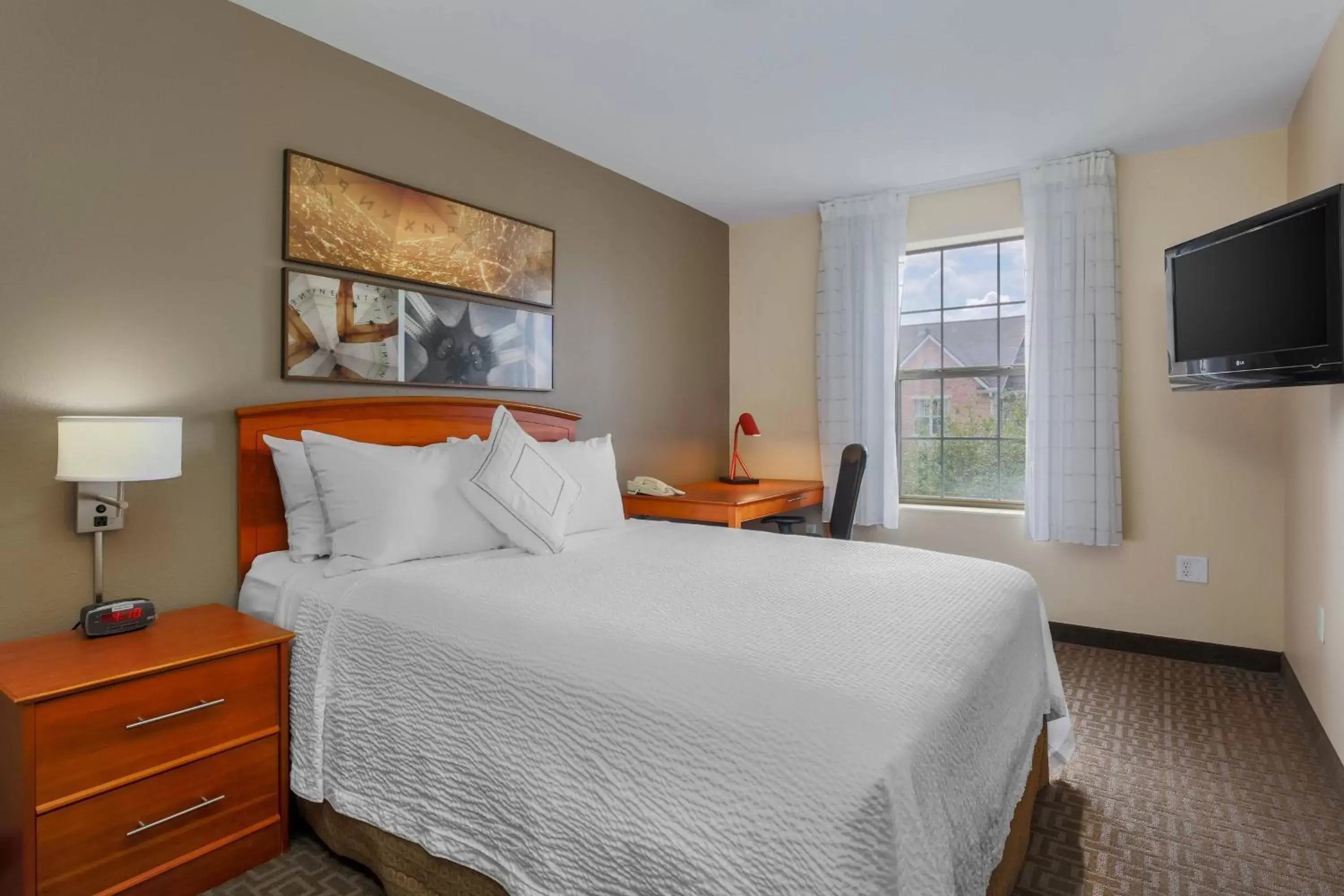 Bedroom, Bed in TownePlace Suites by Marriott College Station