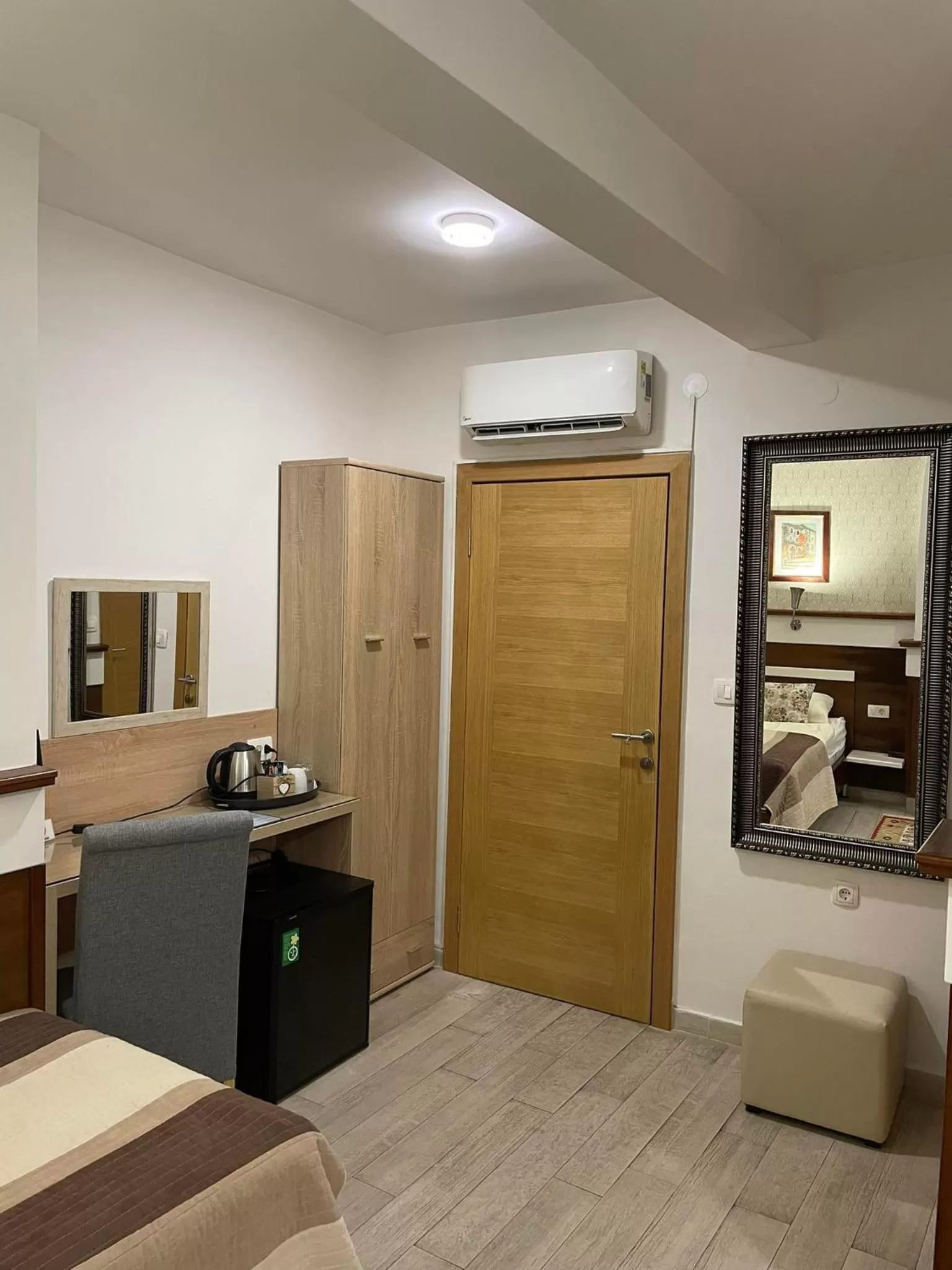 Bedroom in Hotel - Villa Lejla