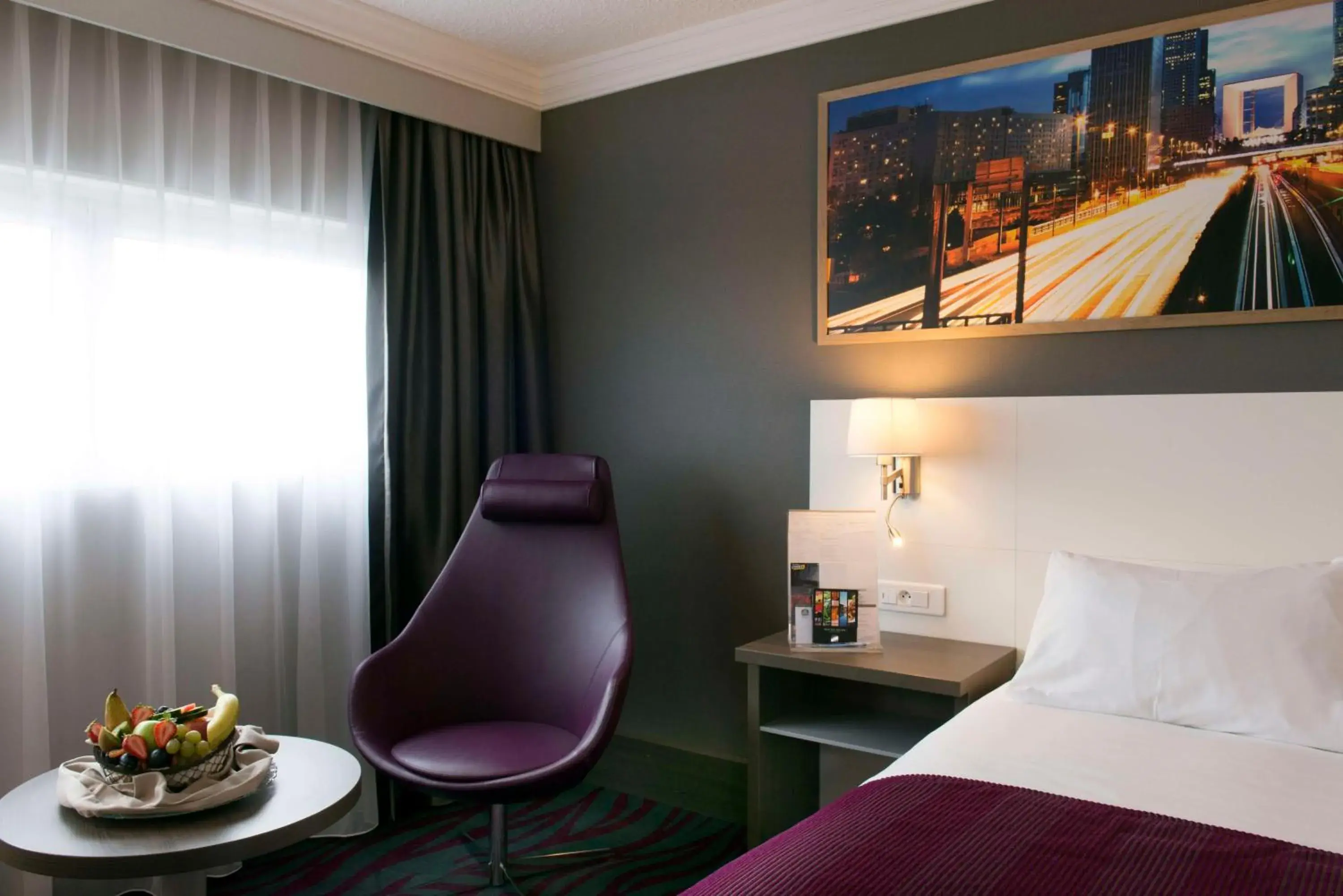 Bedroom, Bed in Best Western Plus Paris Orly Airport