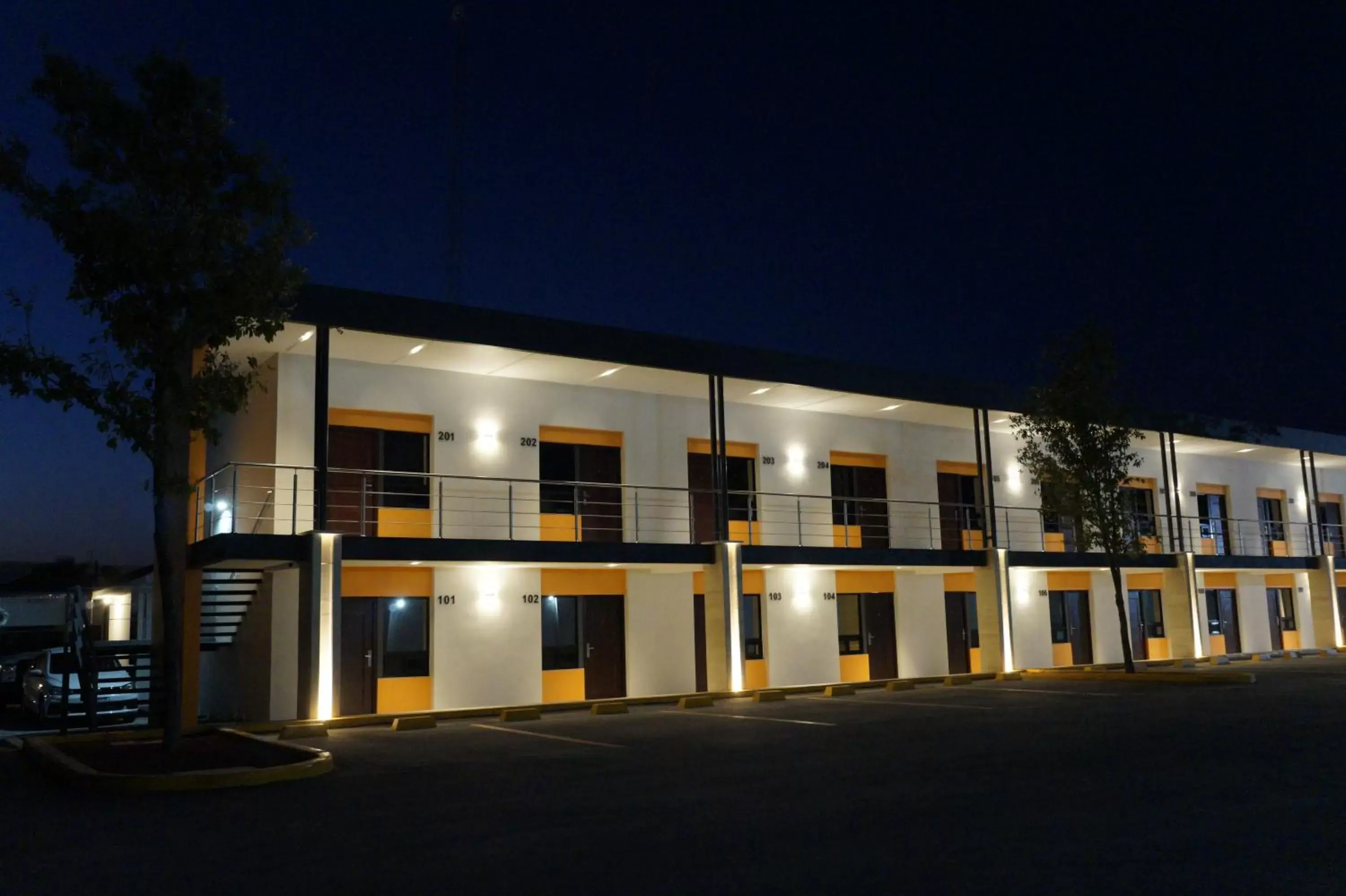 Property Building in Hotel Valle Express