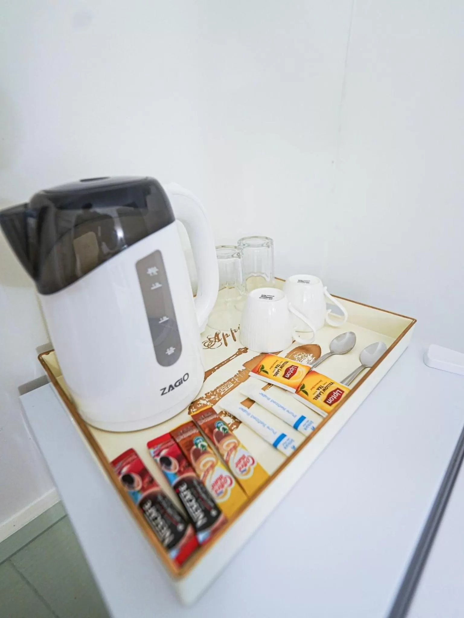 Coffee/tea facilities in RoomQuest Rim Praya Dinsor Road