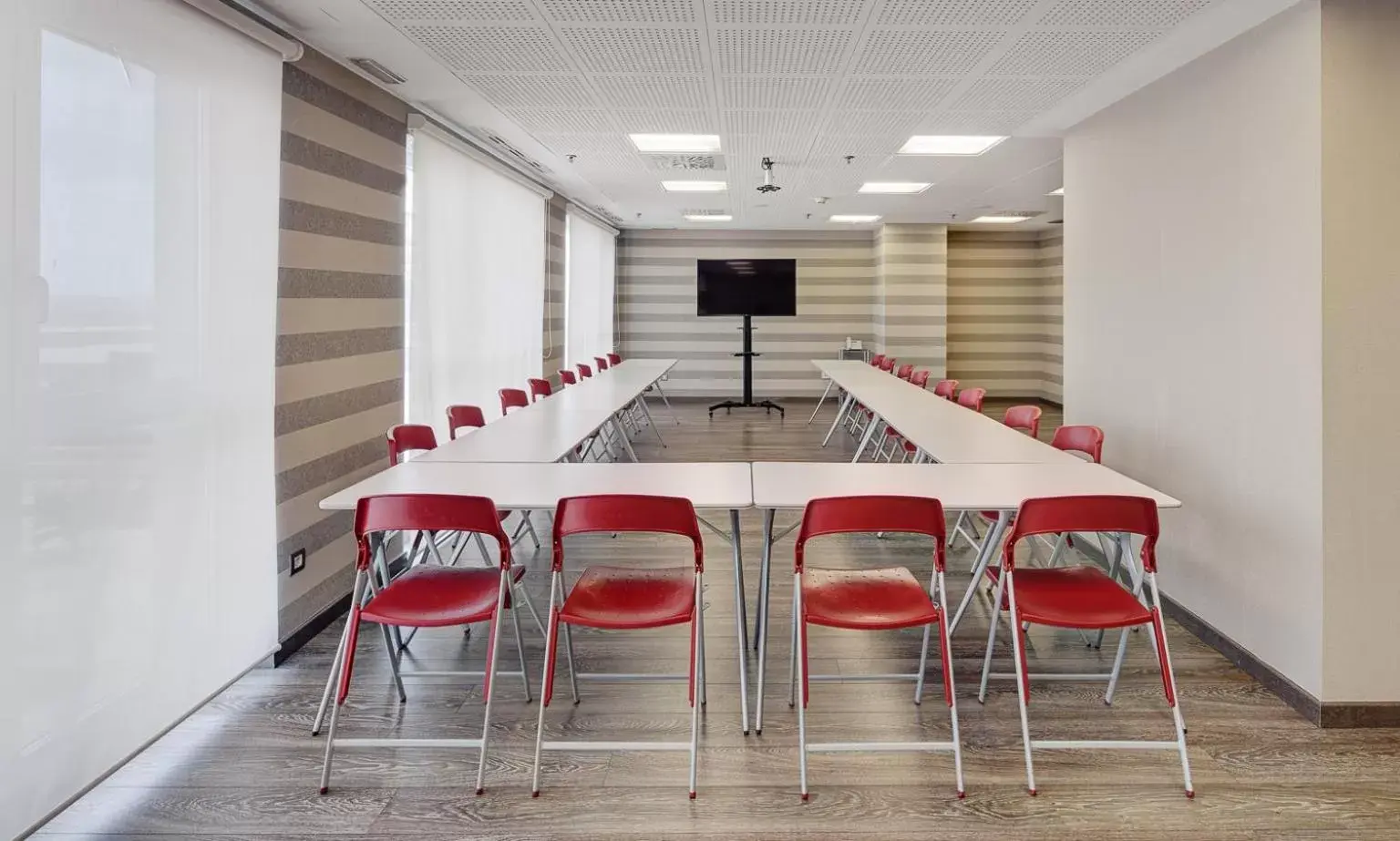 Meeting/conference room in Sercotel Plaza Feria