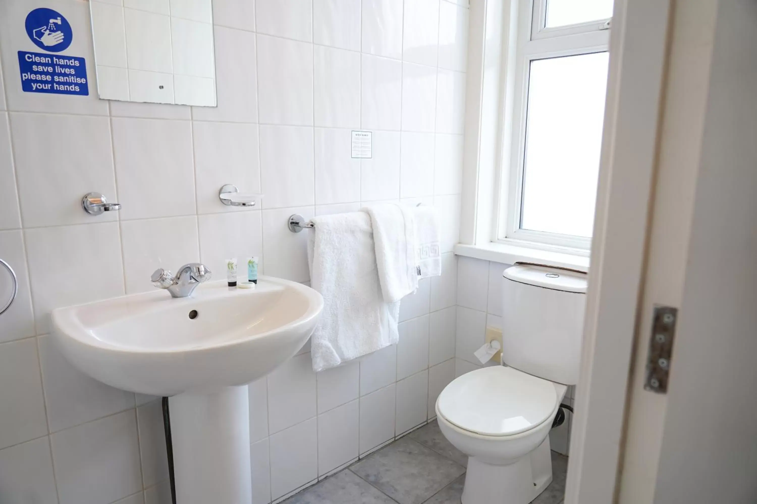 Bathroom in The Royal Hotel