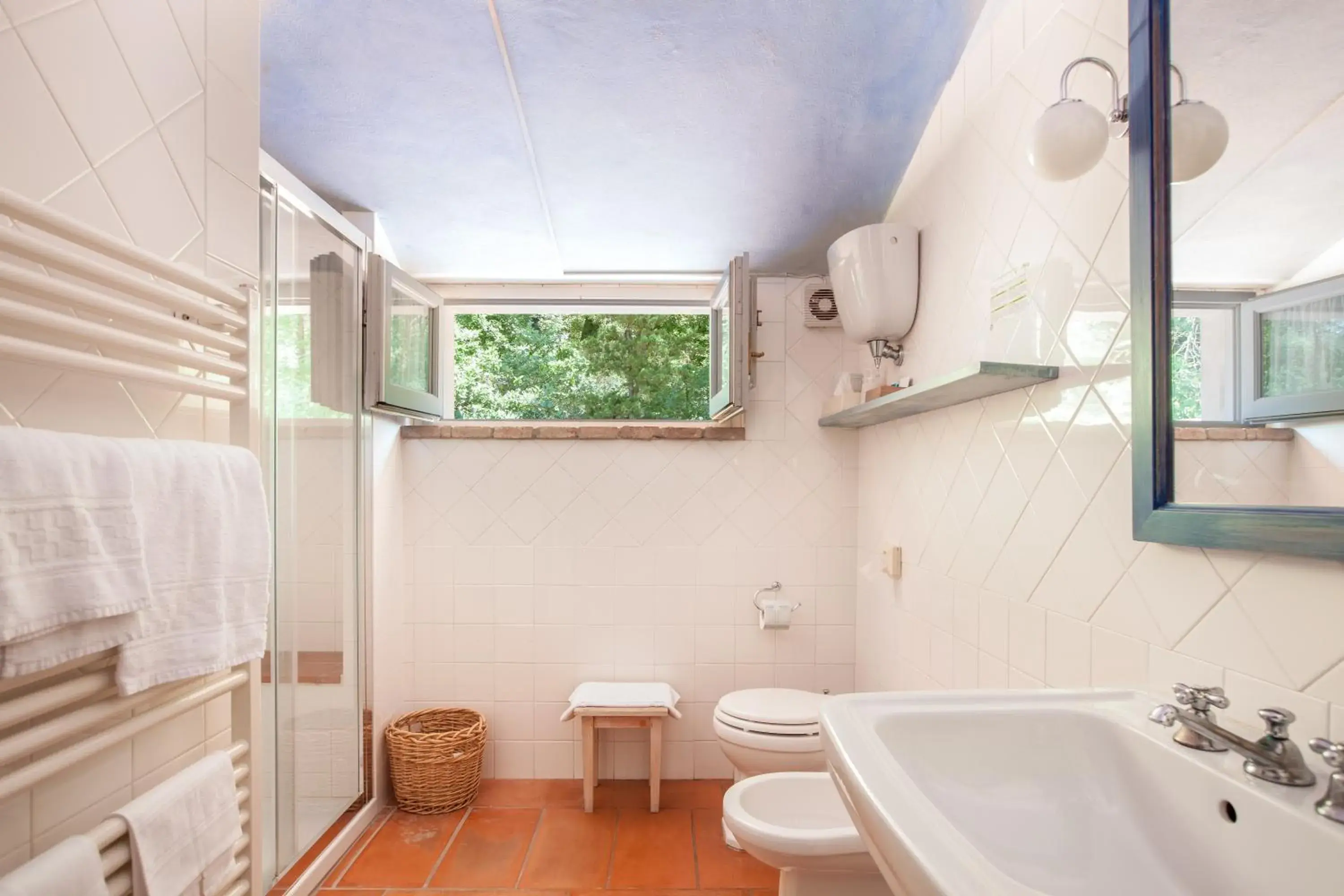 Bathroom in Sette Querce